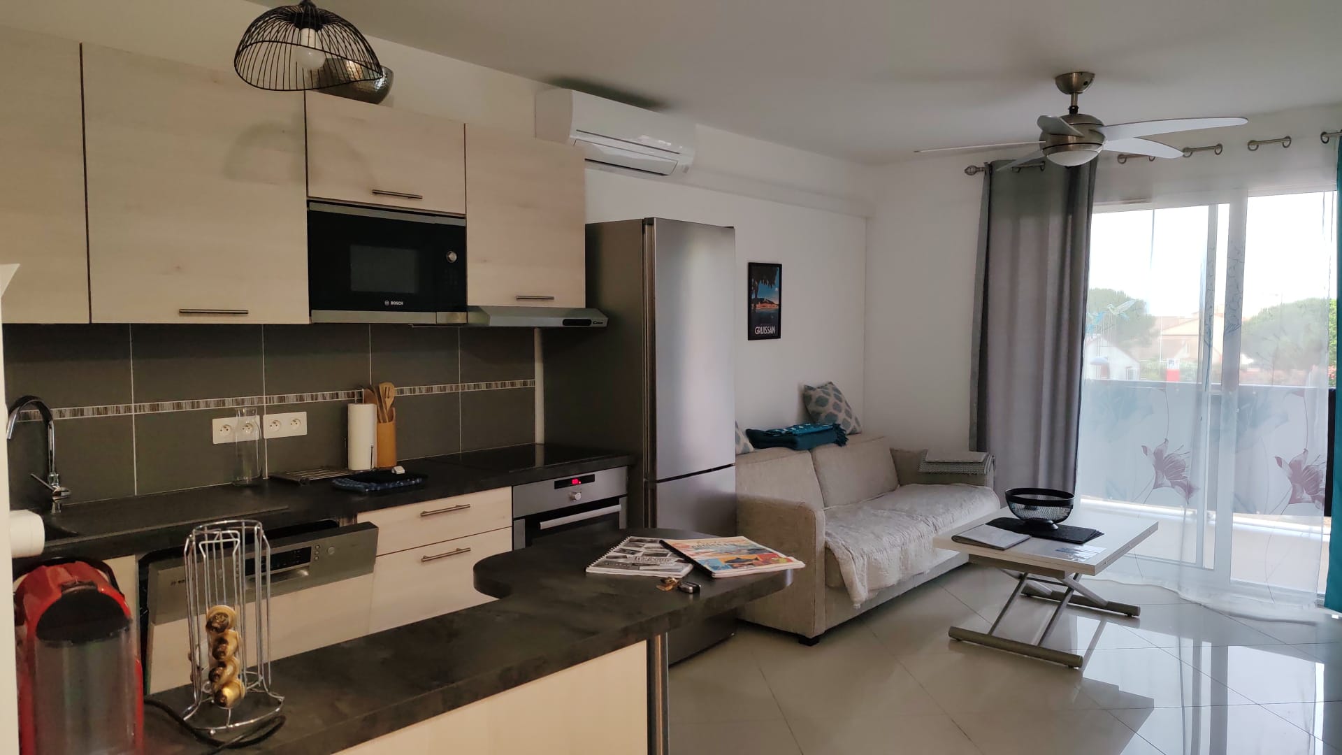Comfortable & bright luxury flat