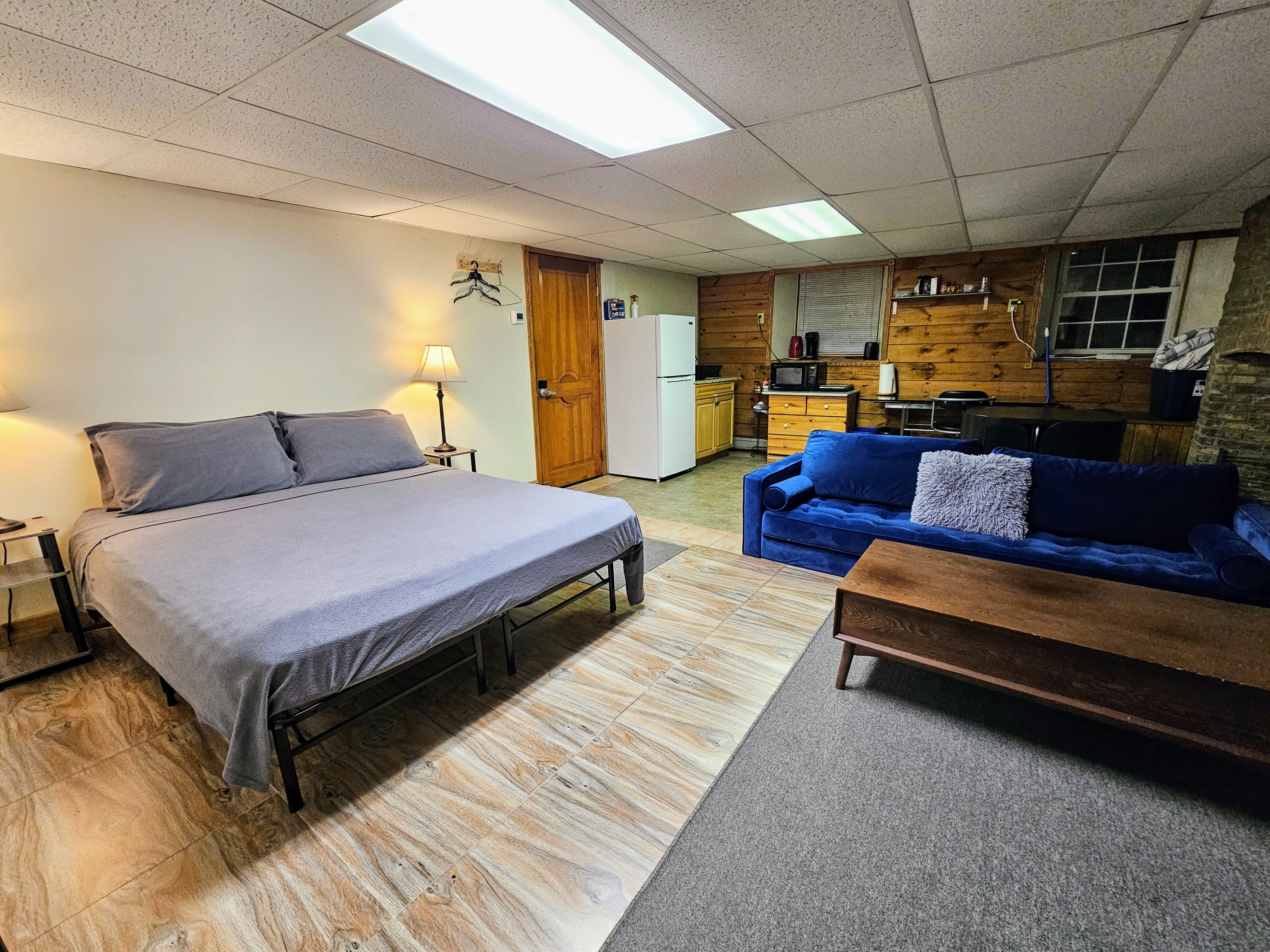 Cozy Garden 2-Bed Full Amenities @ Downtown Albany in SECOND WARD, Albany