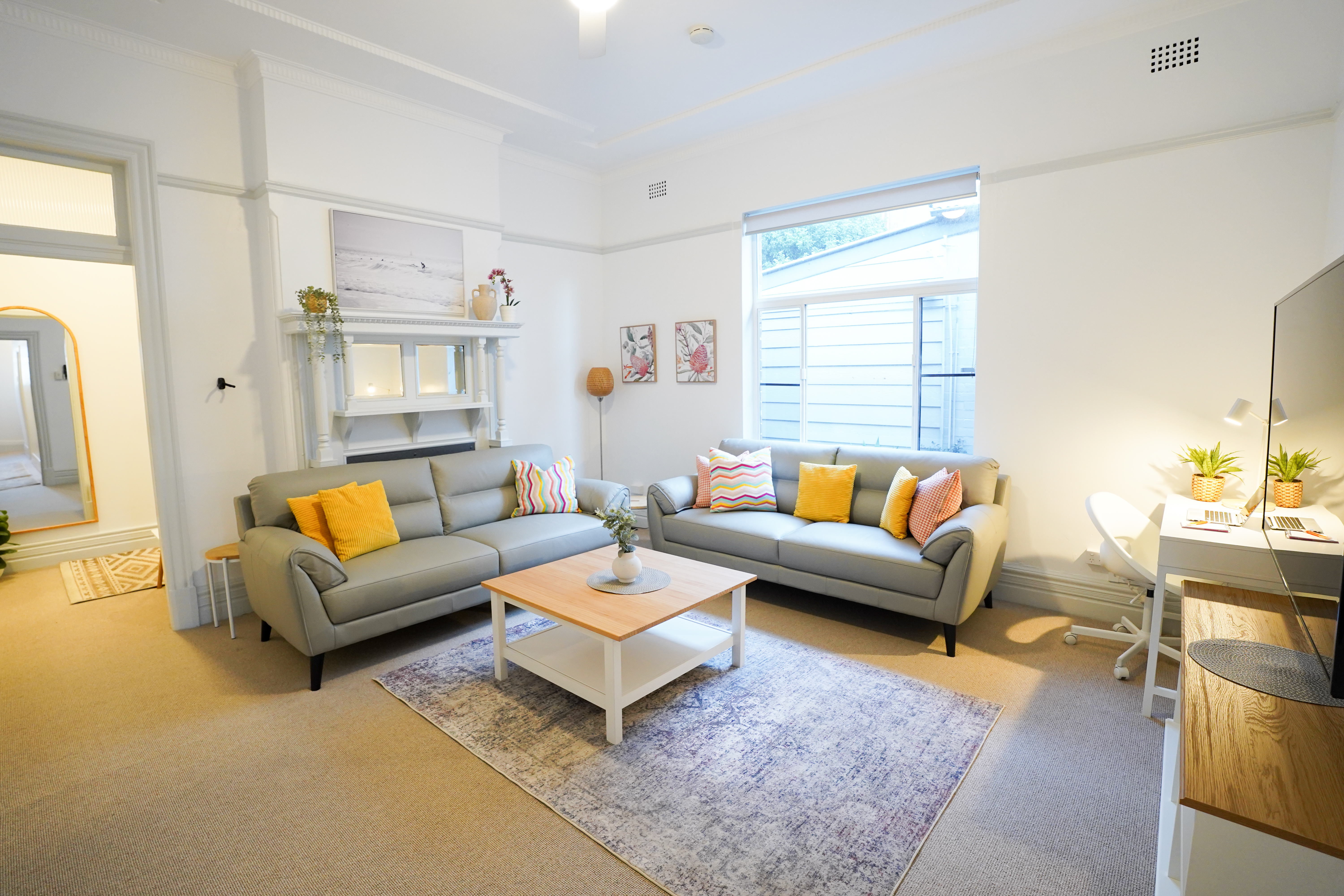 *Heart of Coogee*-Semi 2 Bed Federation House-AC