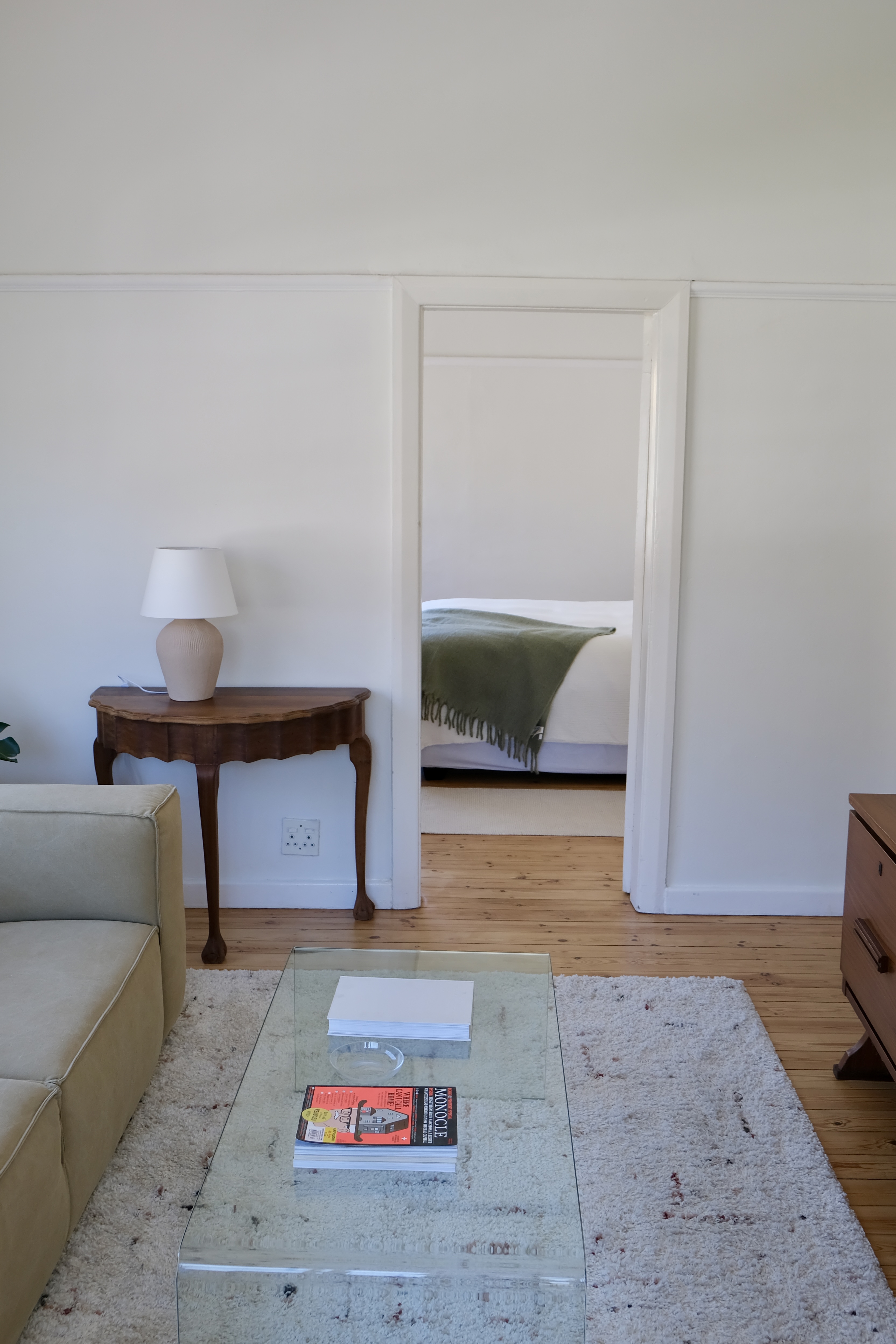 Lovely 2 bedroom off Kloof Street in Ward 77, Cape Town