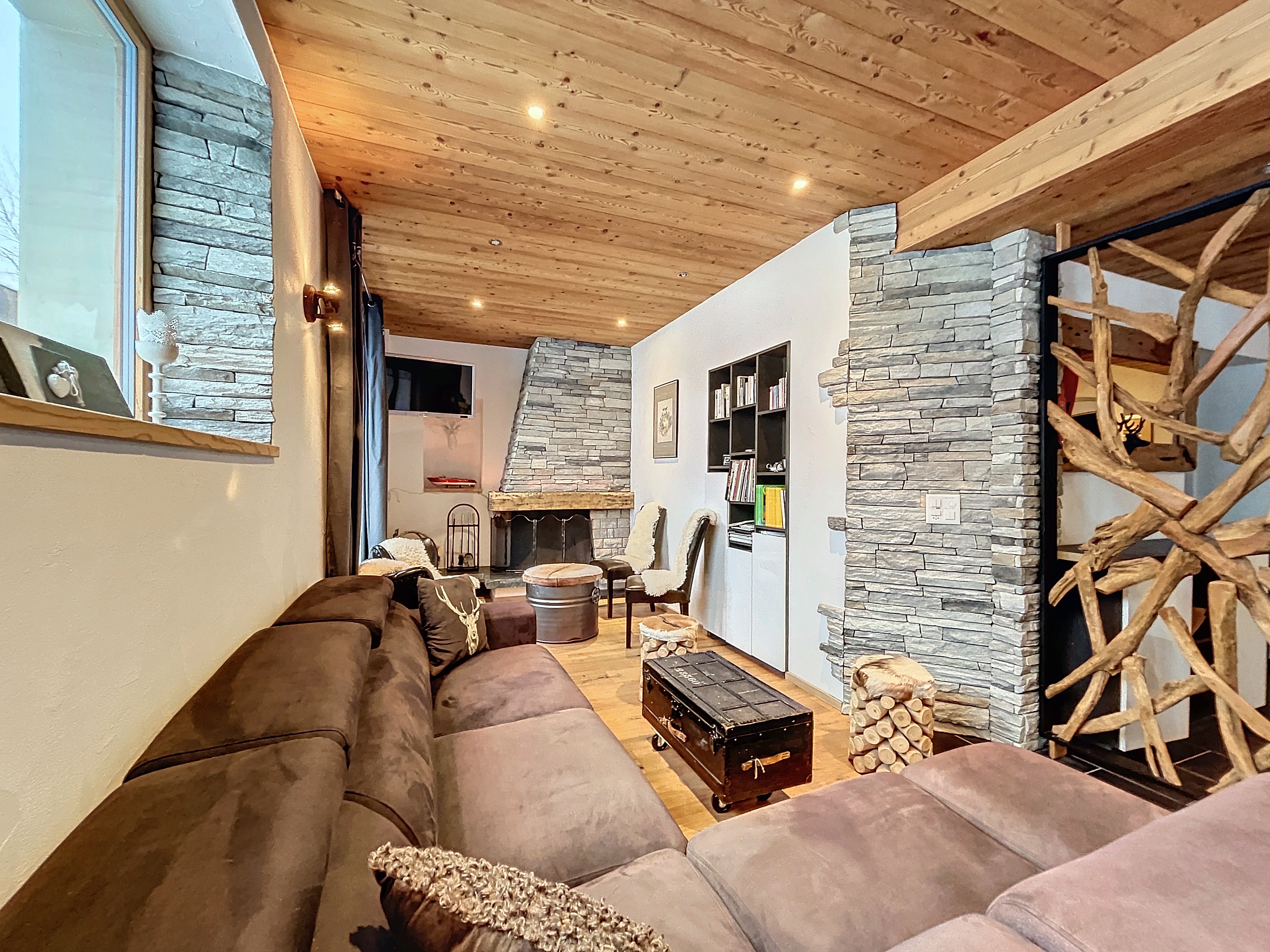 Cozy apartment in Champèry / Gate of the Sun