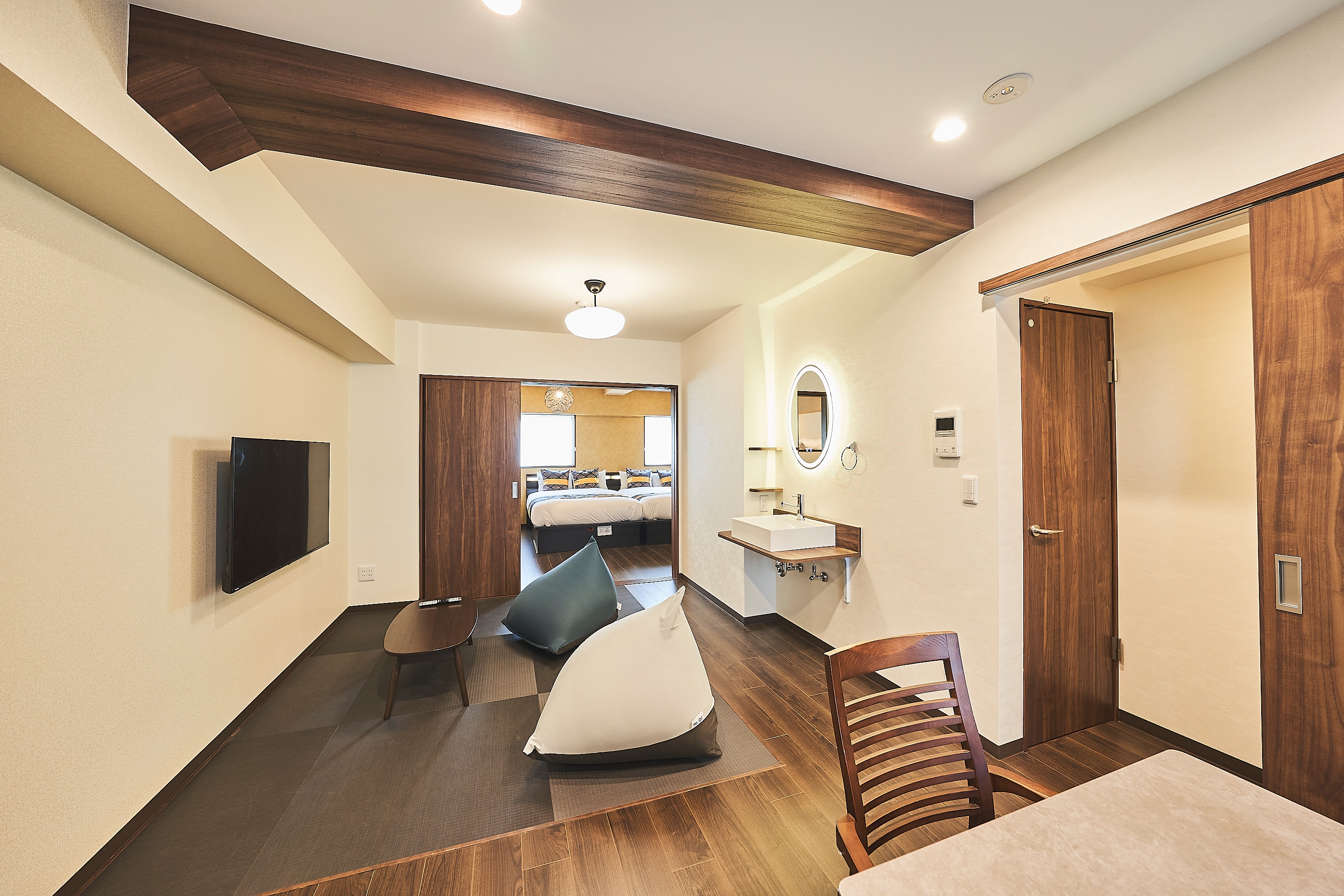 Spacious, convenient condo Ueno/Asakusa – up to 10