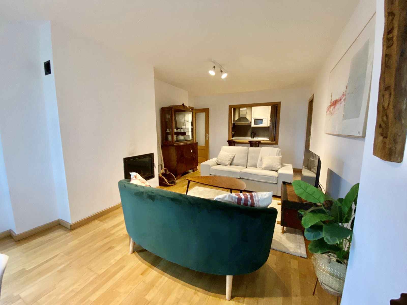 A house with mountain views in Panticosa