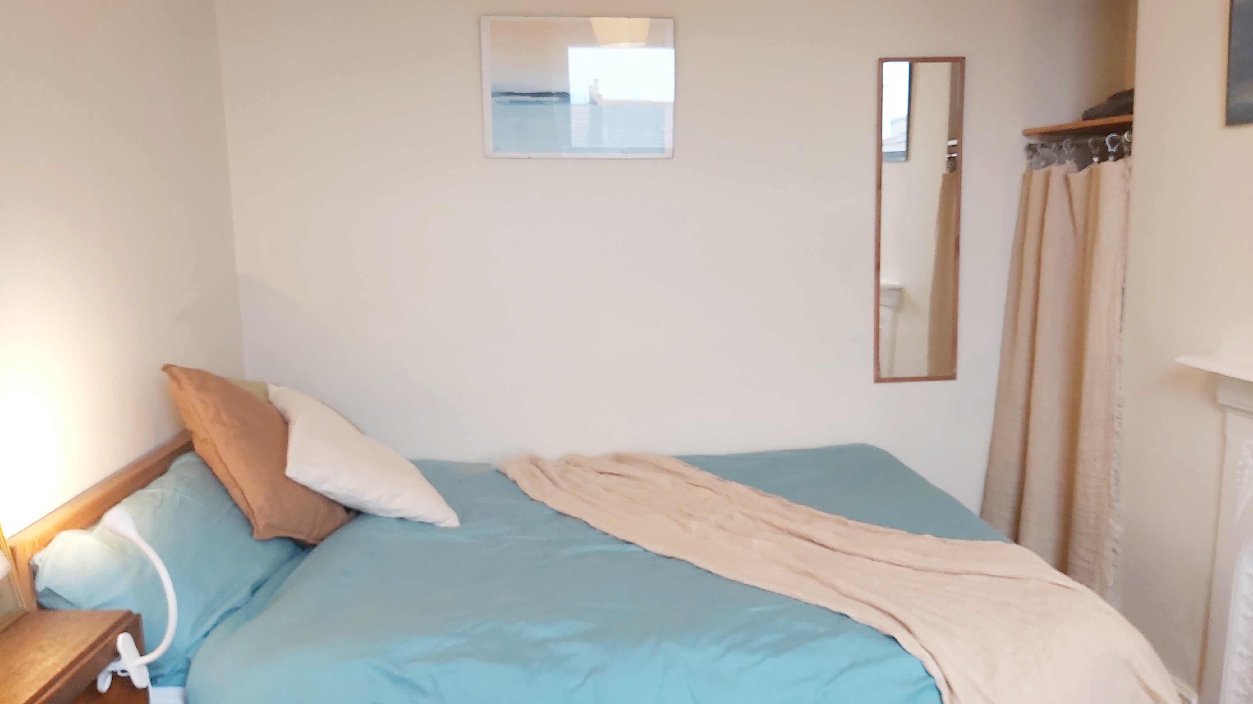 'The Sunset Room' Peaceful, Clear Home in Easton, Bristol