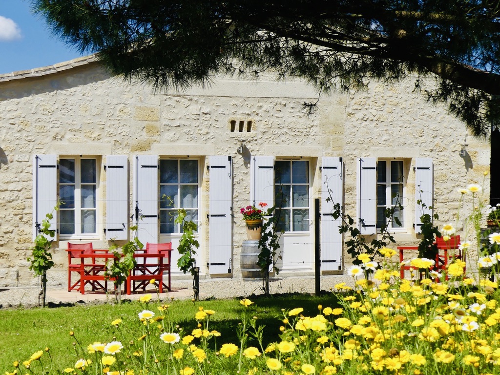 La Soleillade 2014 a 2-minute to Saint Emilion.