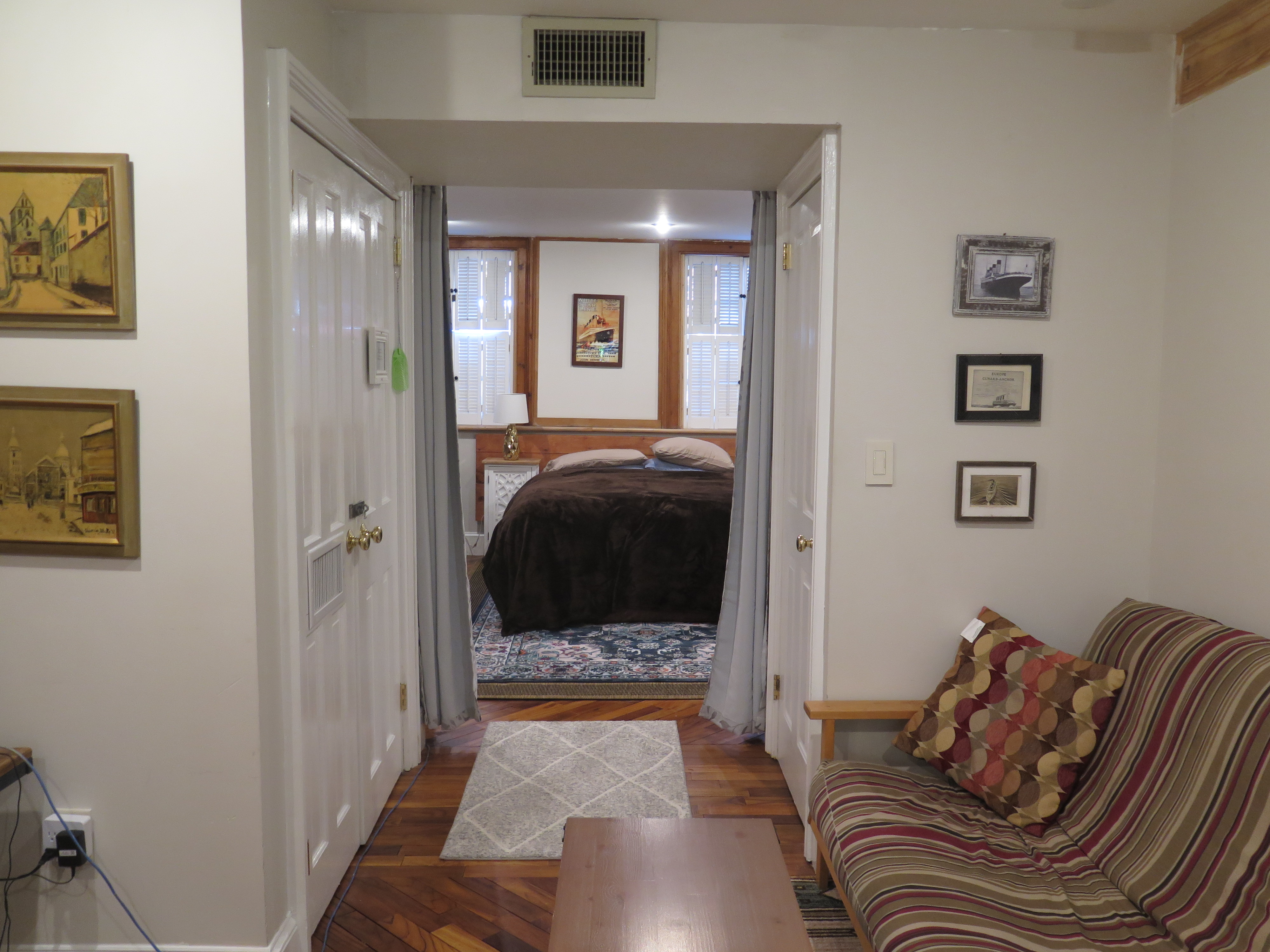 Lrg Garden Studio w/Yard Min 30 Night Corp Rental in Ward E (councilmember James Solomon), Jersey City