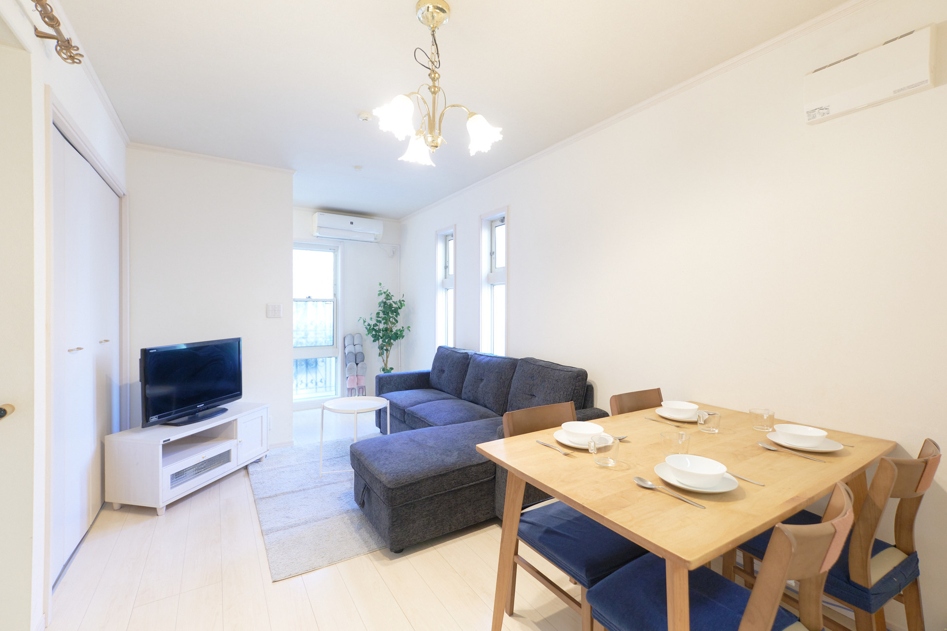 4 min Walk to Soshigaya-Okura｜Projector｜Setagaya