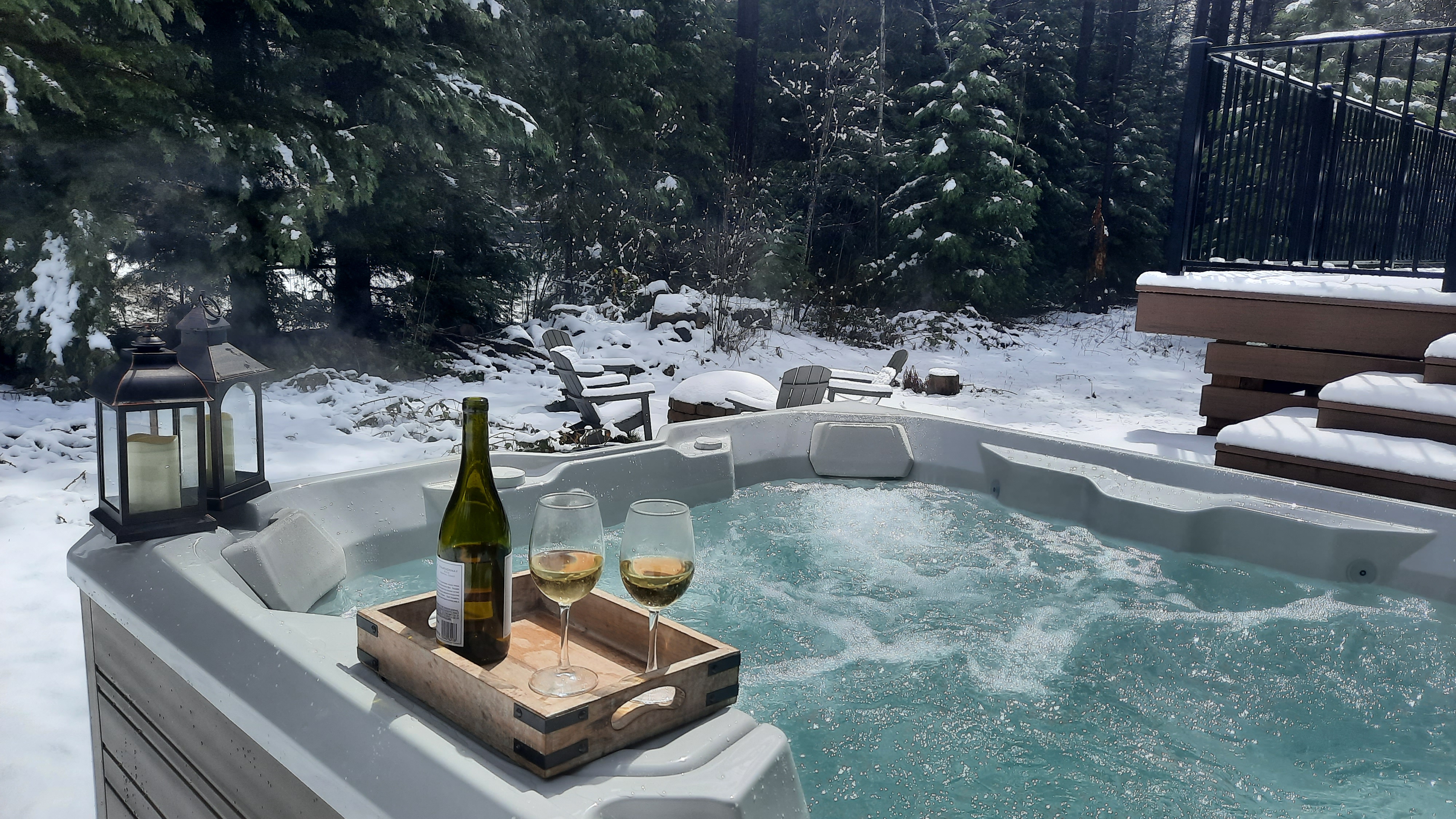 WOODHAVEN ▮Casually Chic Well-Appointed Lake Cabin