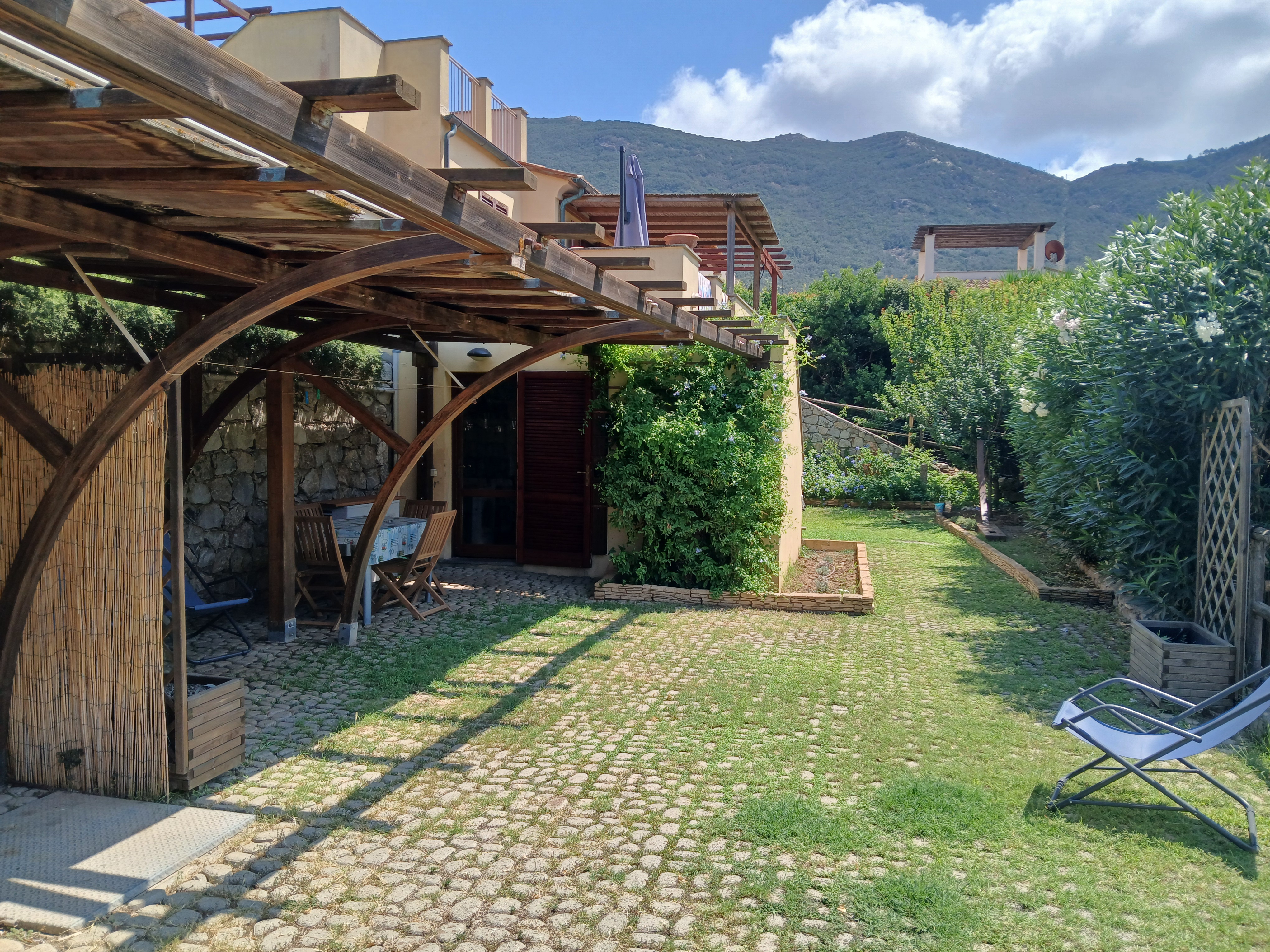 Apt. with Patio and Parking - 100 m from the beach