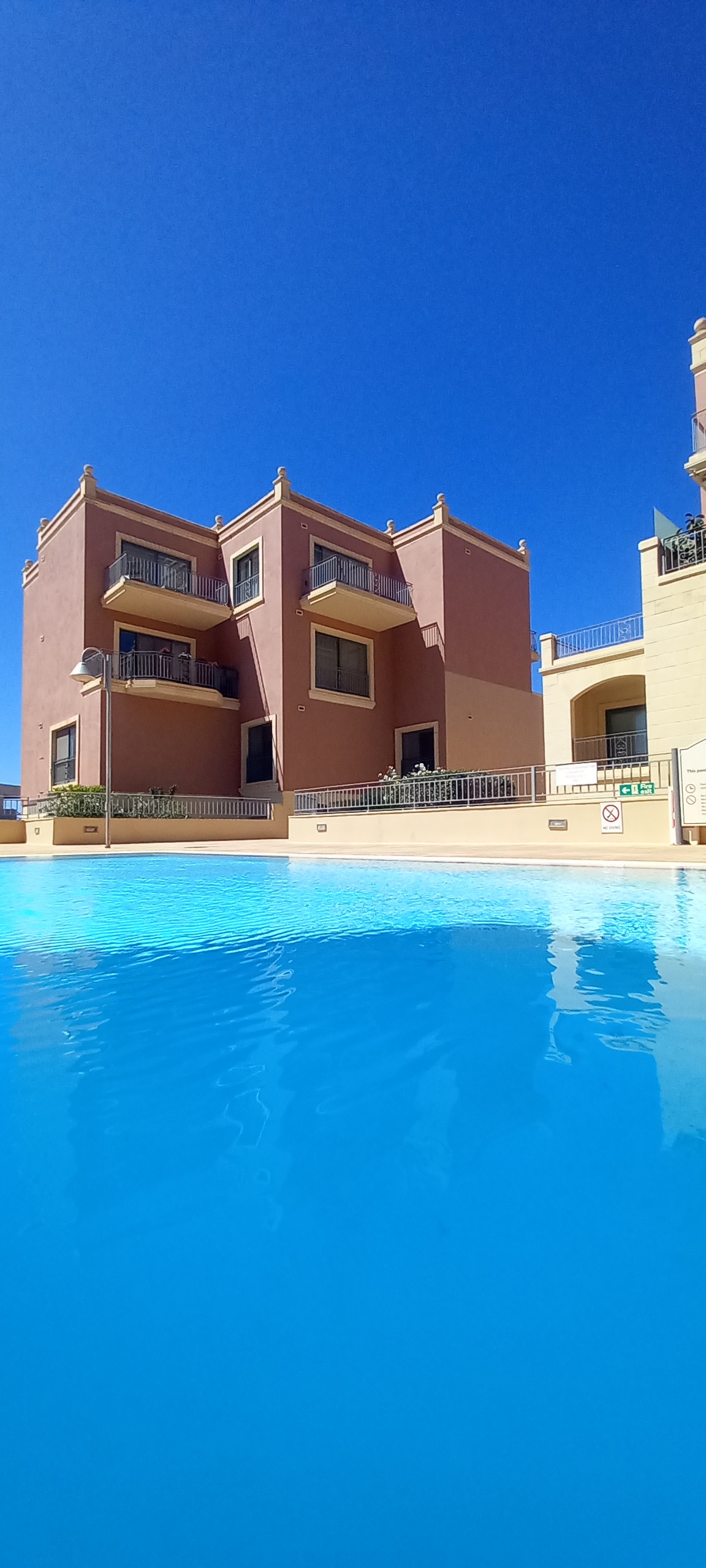 Sunny 1041 AirB&B  Peaceful Spacious within Nature