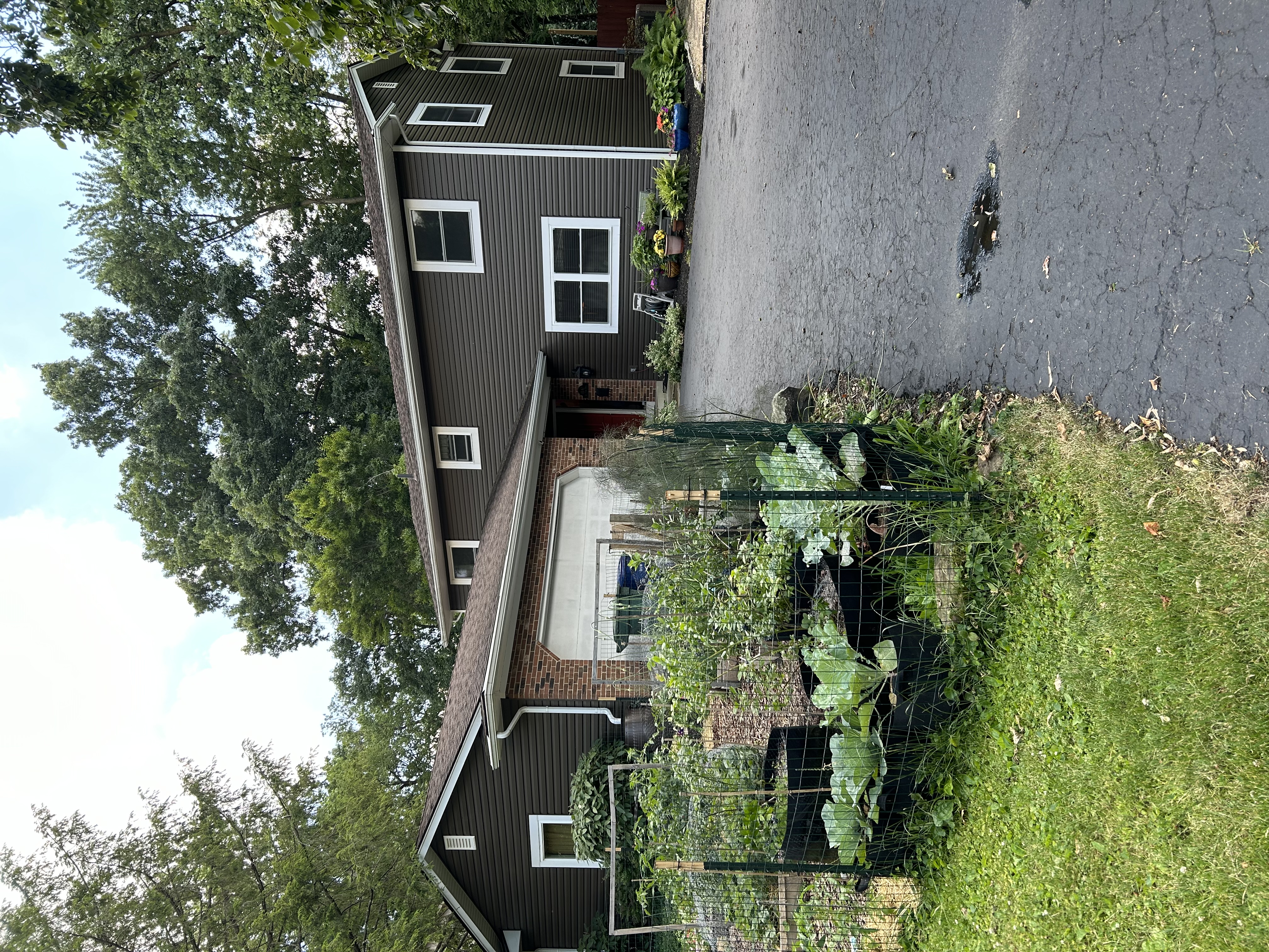 Lovely Lower Level within our home in Northland, Columbus