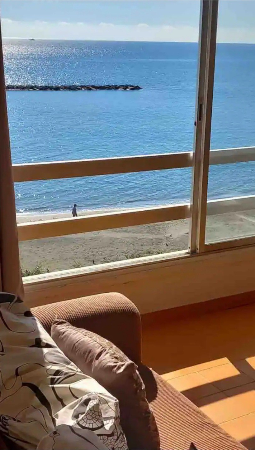 Golden Beach absolute Waterfront apartment