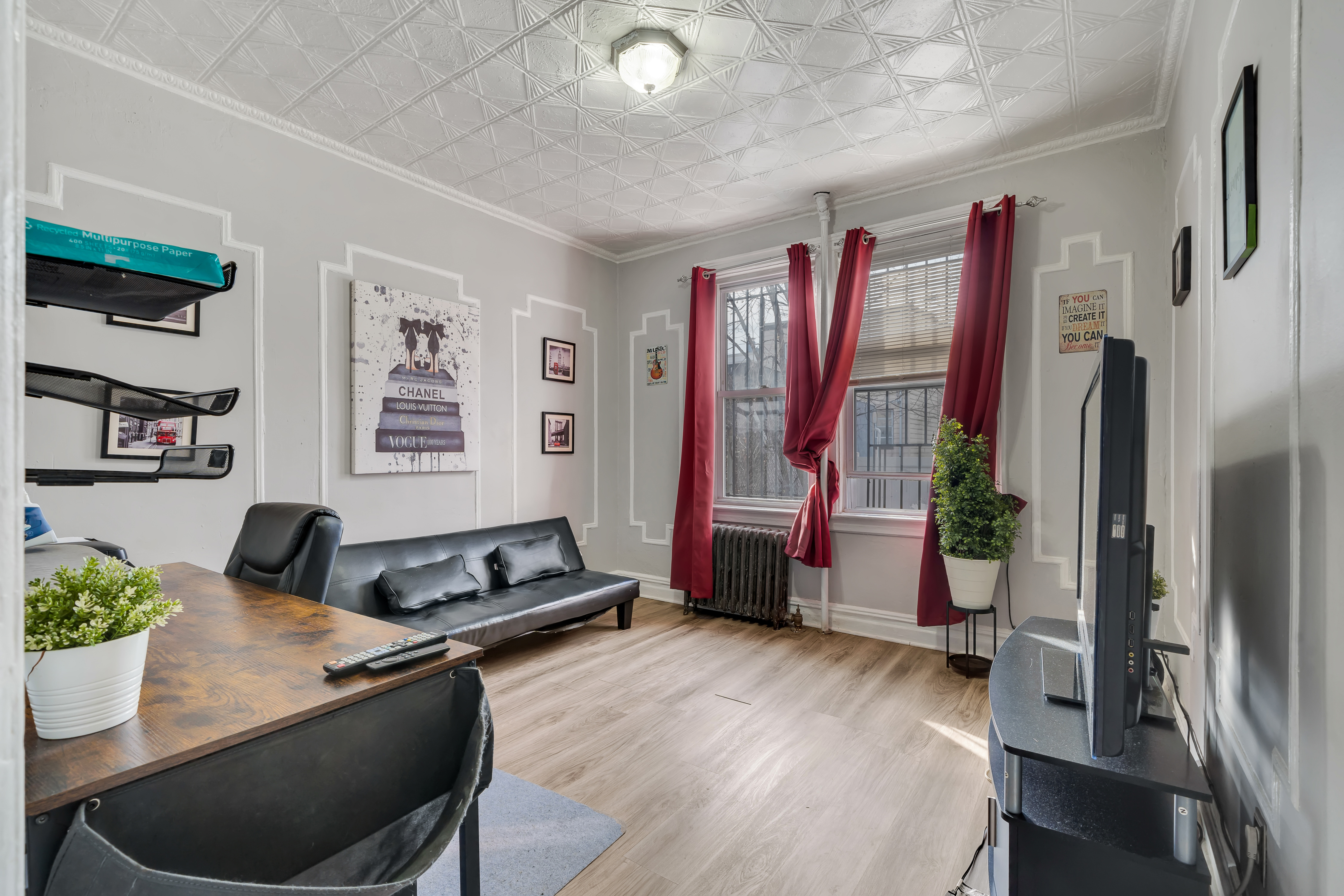 Oasis On The Hill Laundry, bus & train in Ward A (councilmember Denise Ridley), Jersey City