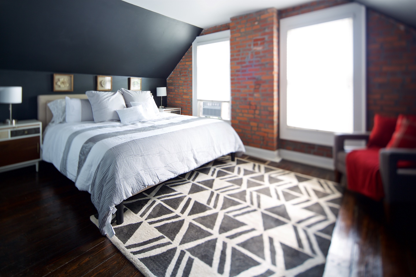 Majestic Mohawk I | German Village | Parking! in Near South, Columbus