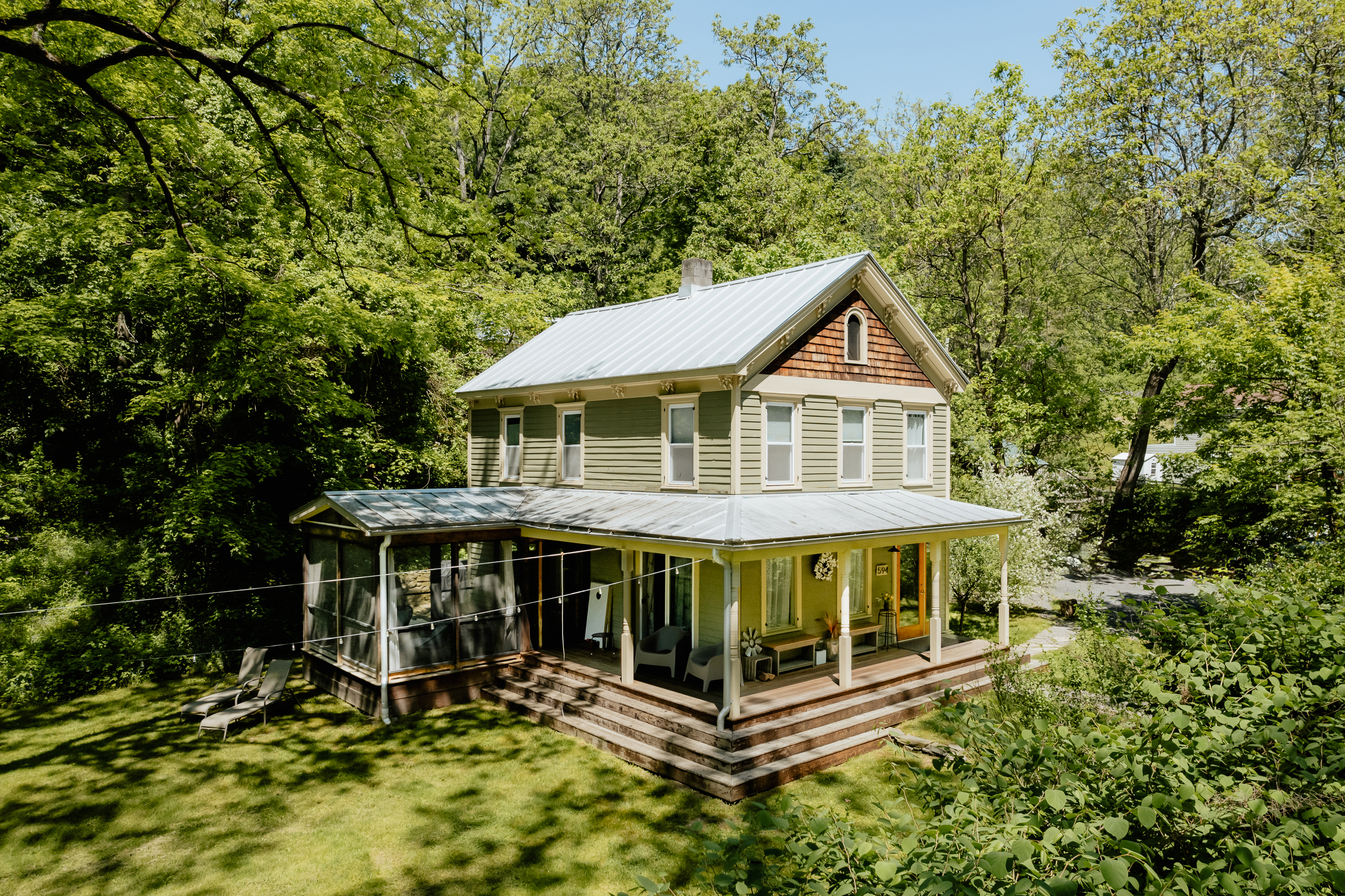 Hudson Valley Hygge House~ comfort in the country!