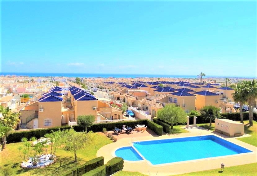 Penthouse Bellavista with Sea Views in Los Altos
