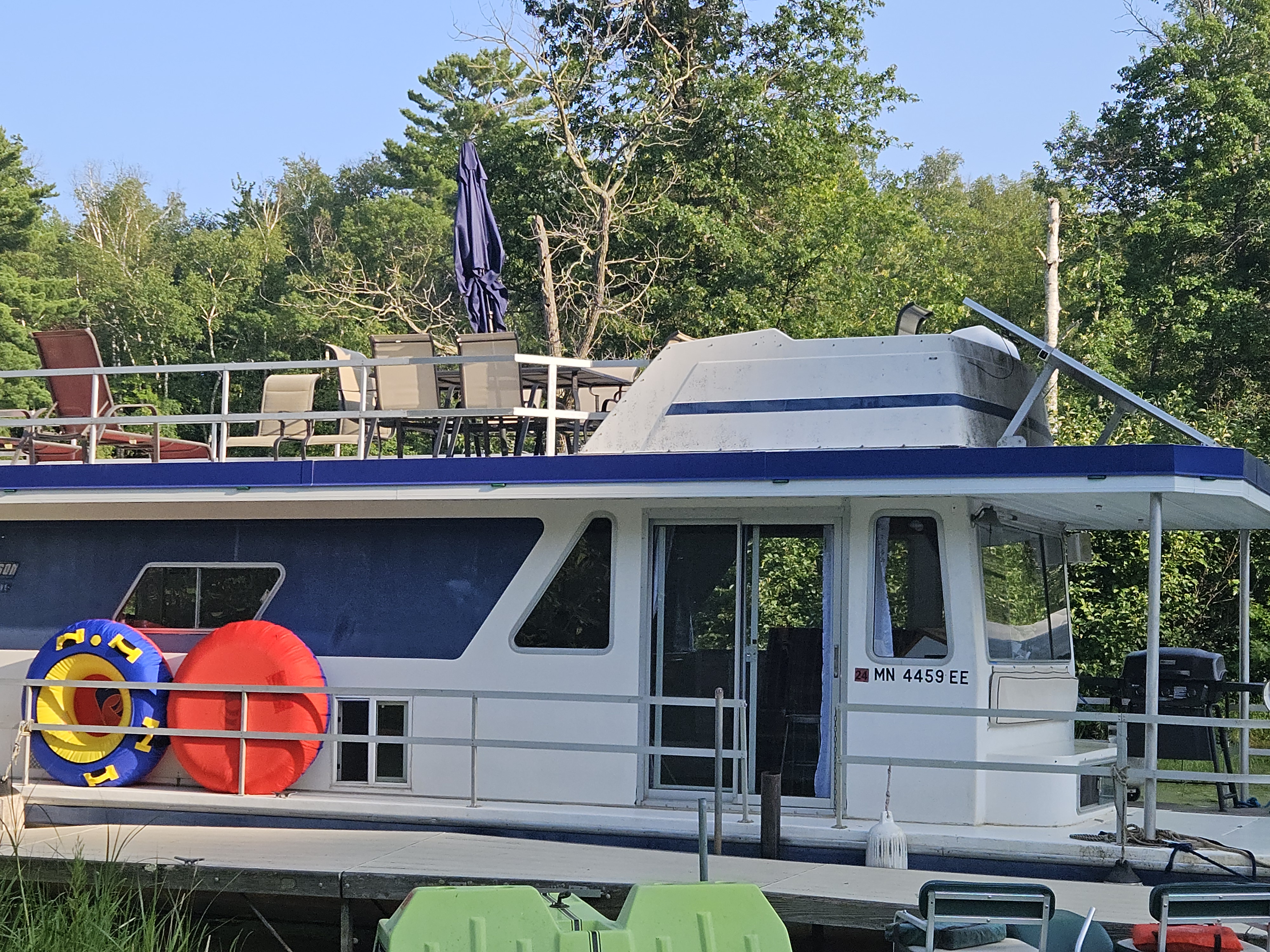 Houseboat - 