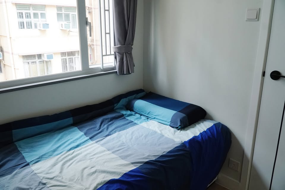 Room in trendy Sai Ying Pun, Best for DigitalNomad in Central & Western, Hong Kong