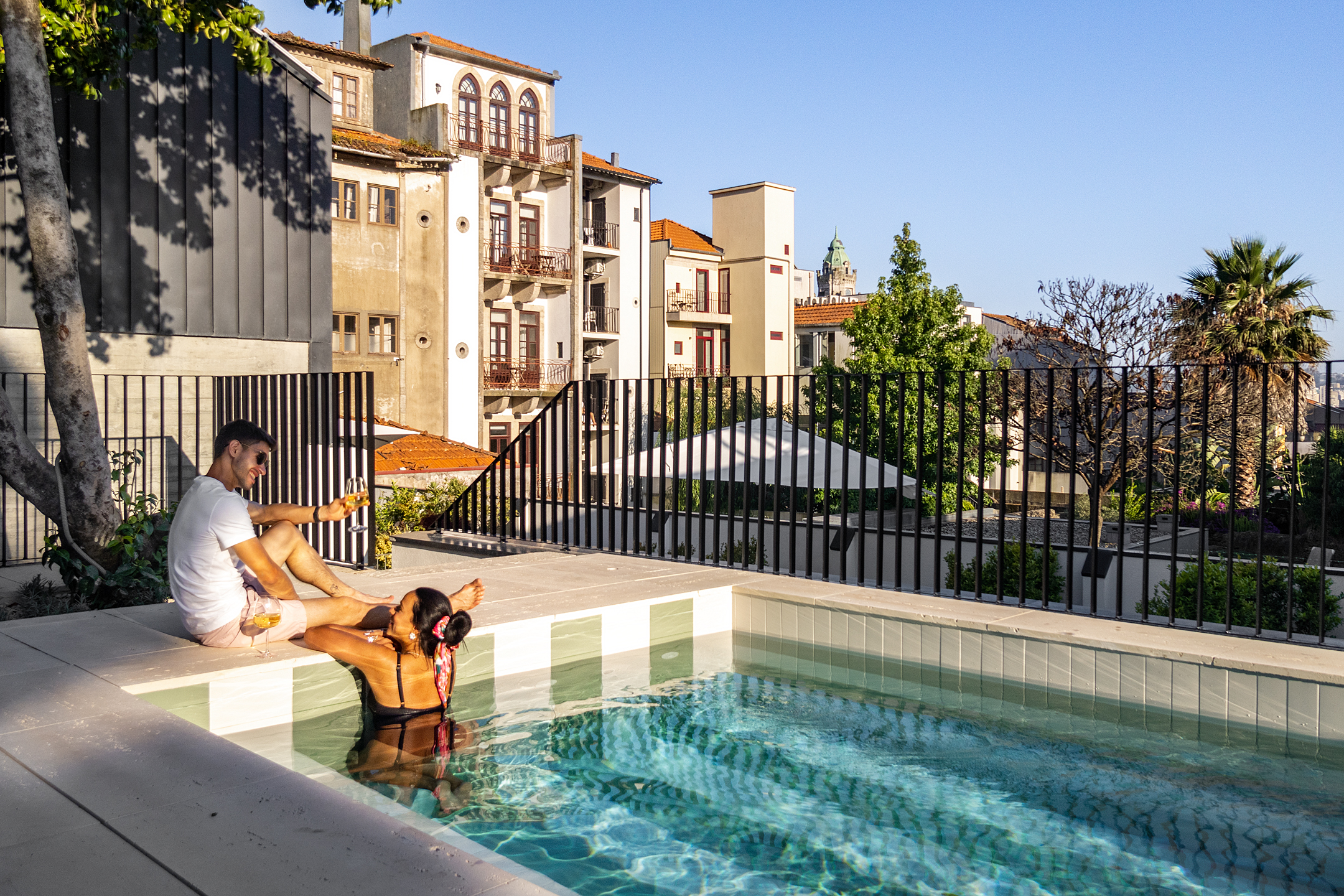 Sumptuous Escape: Heated Pool, Breakfast & Bliss