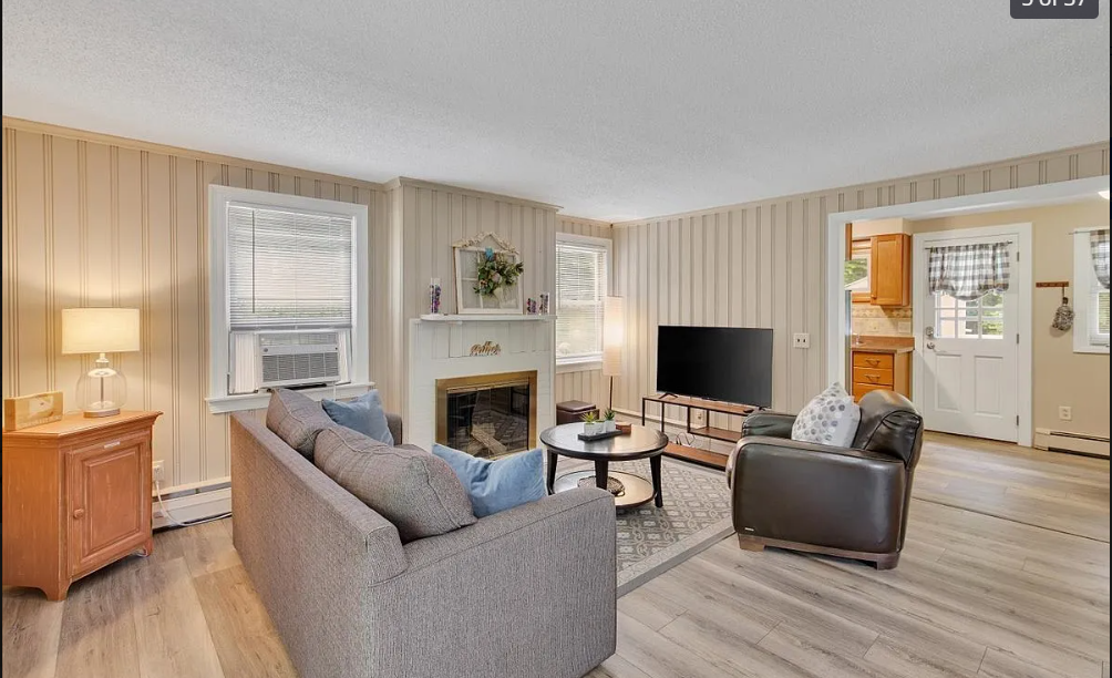 Cozy Cottage * Coventry Lake* 15 min to UConn *