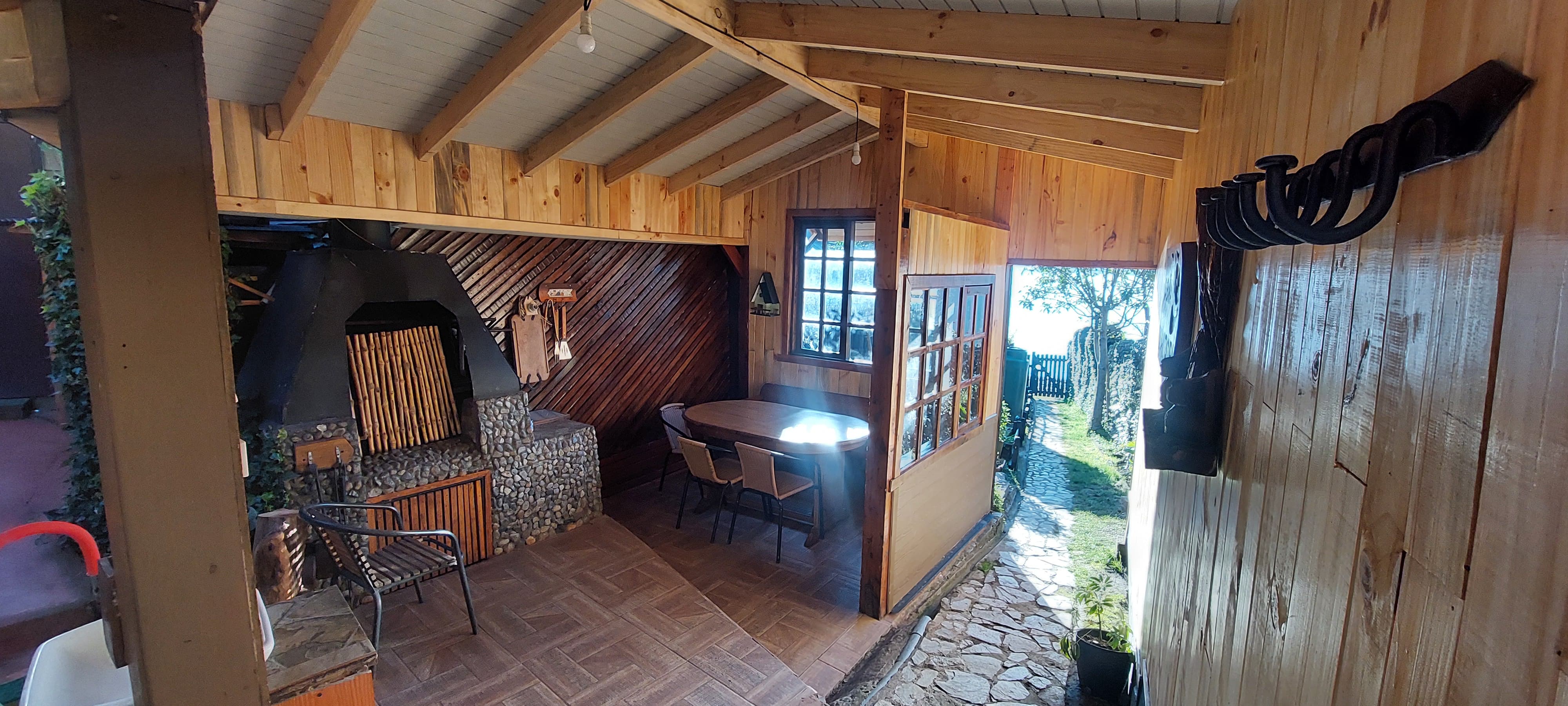 Rukavutacura. Family cabin