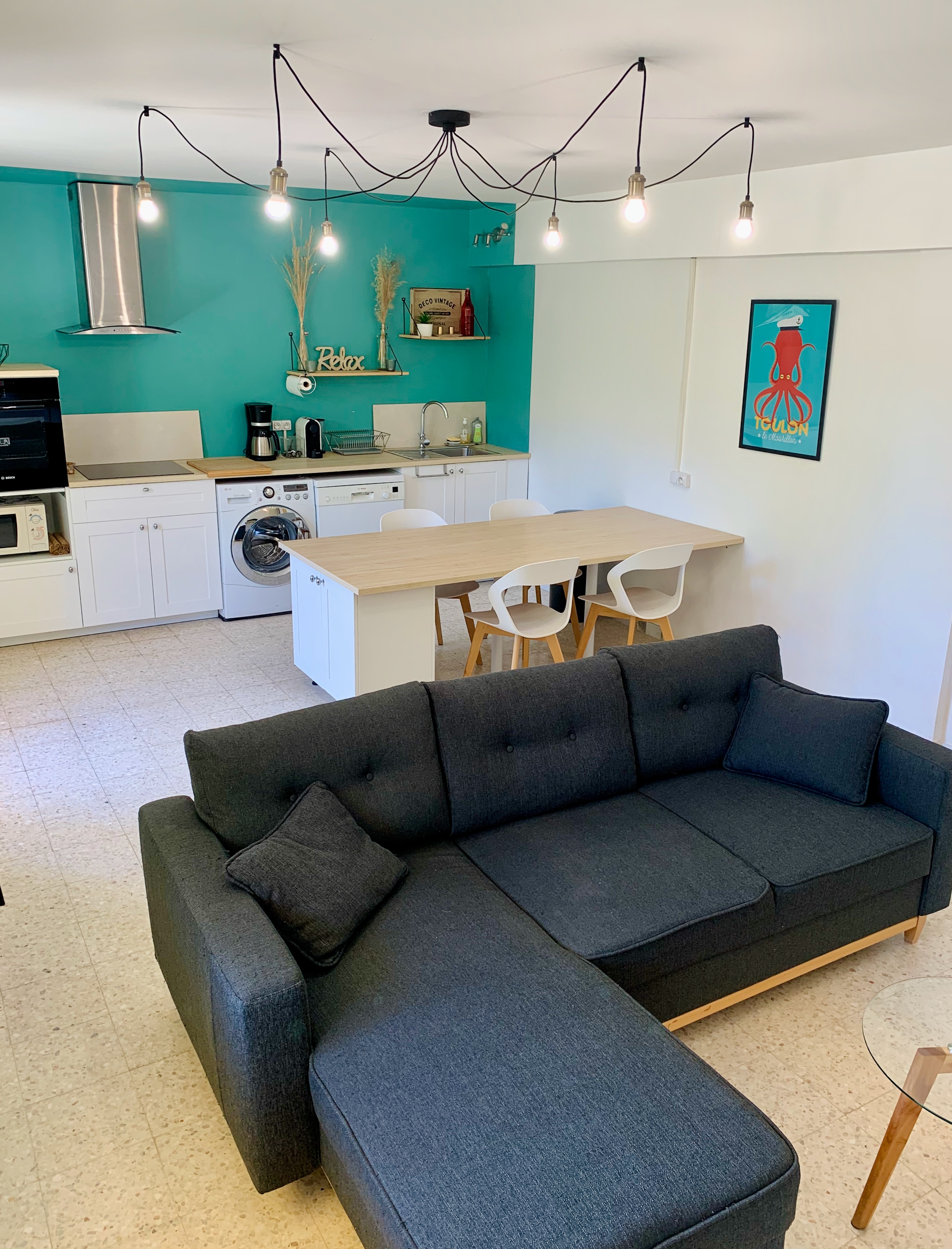 T3 two bedrooms, calm neighbourhood near the beach