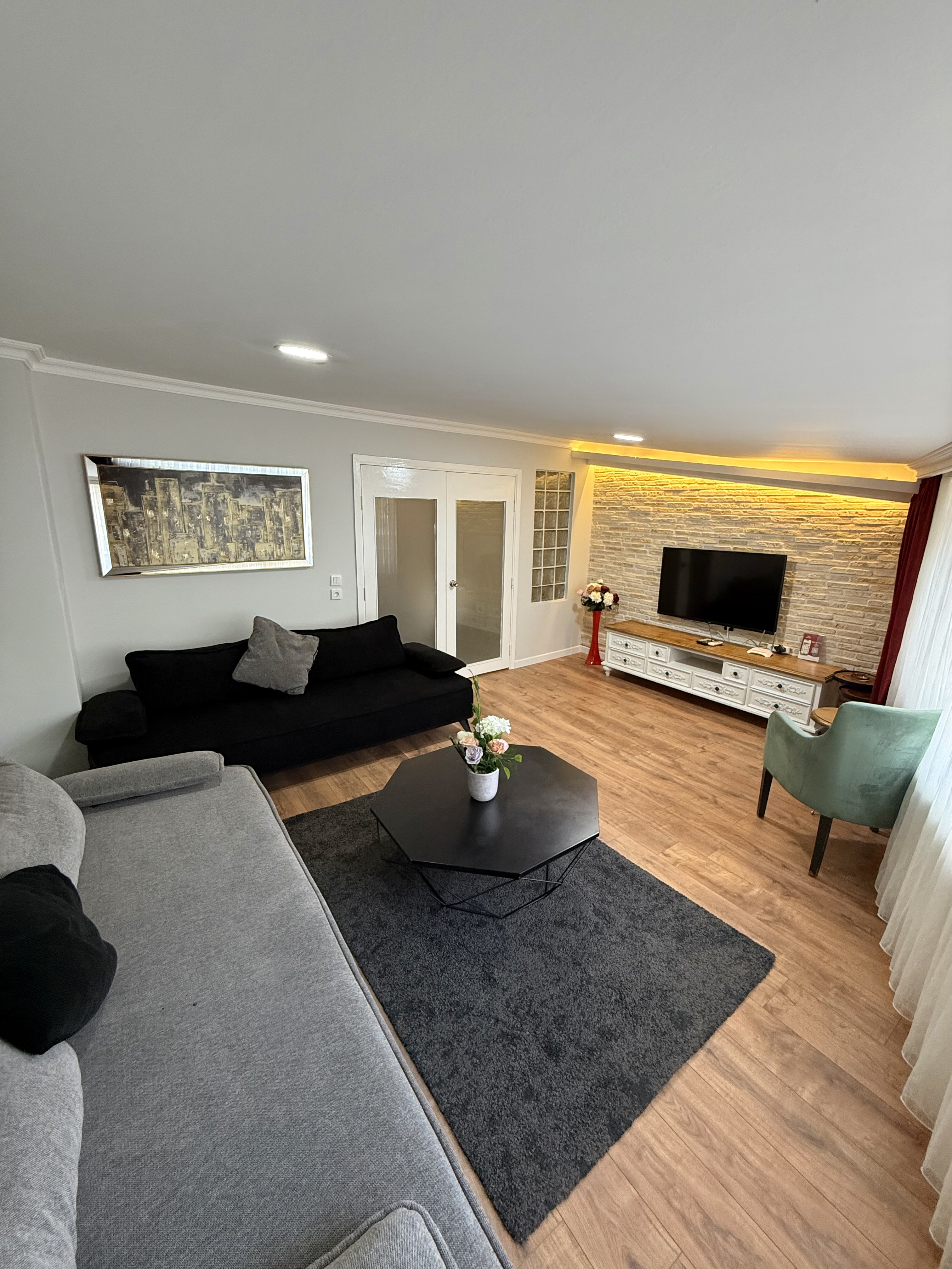 GV Suites 2+1 Luxurious