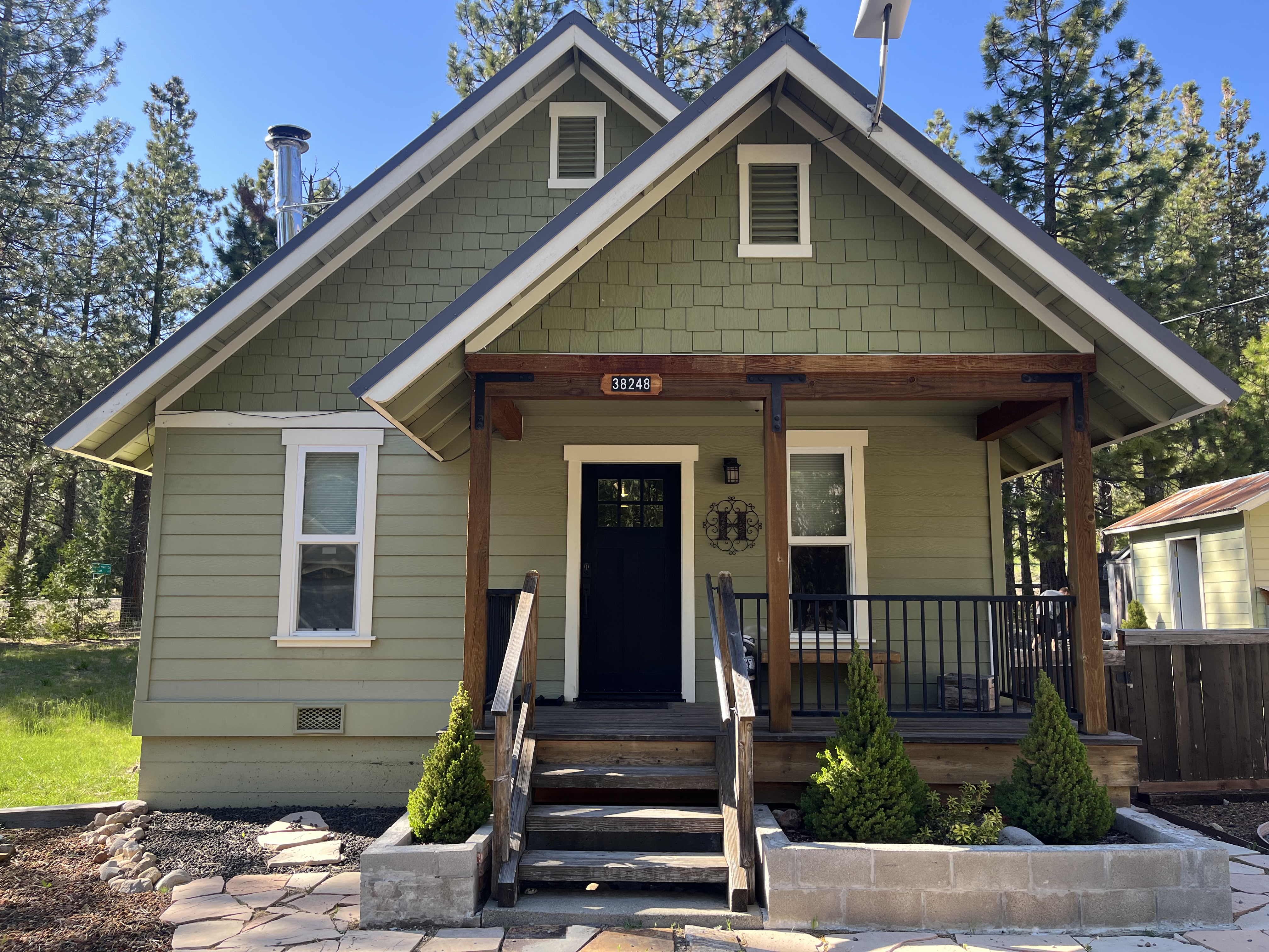 Mount Lassen Vacation Cabin
