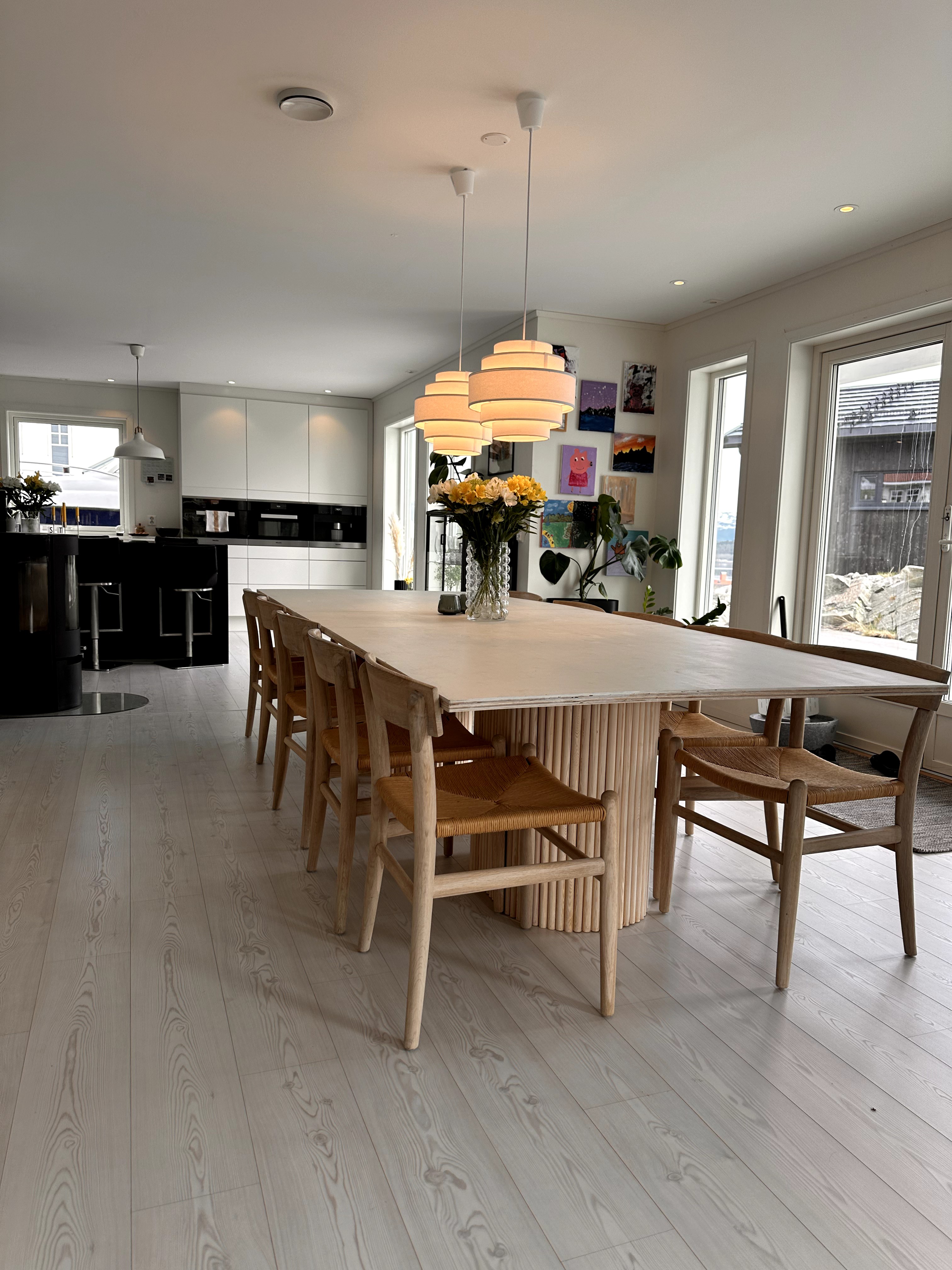Houses in molde east are rented.