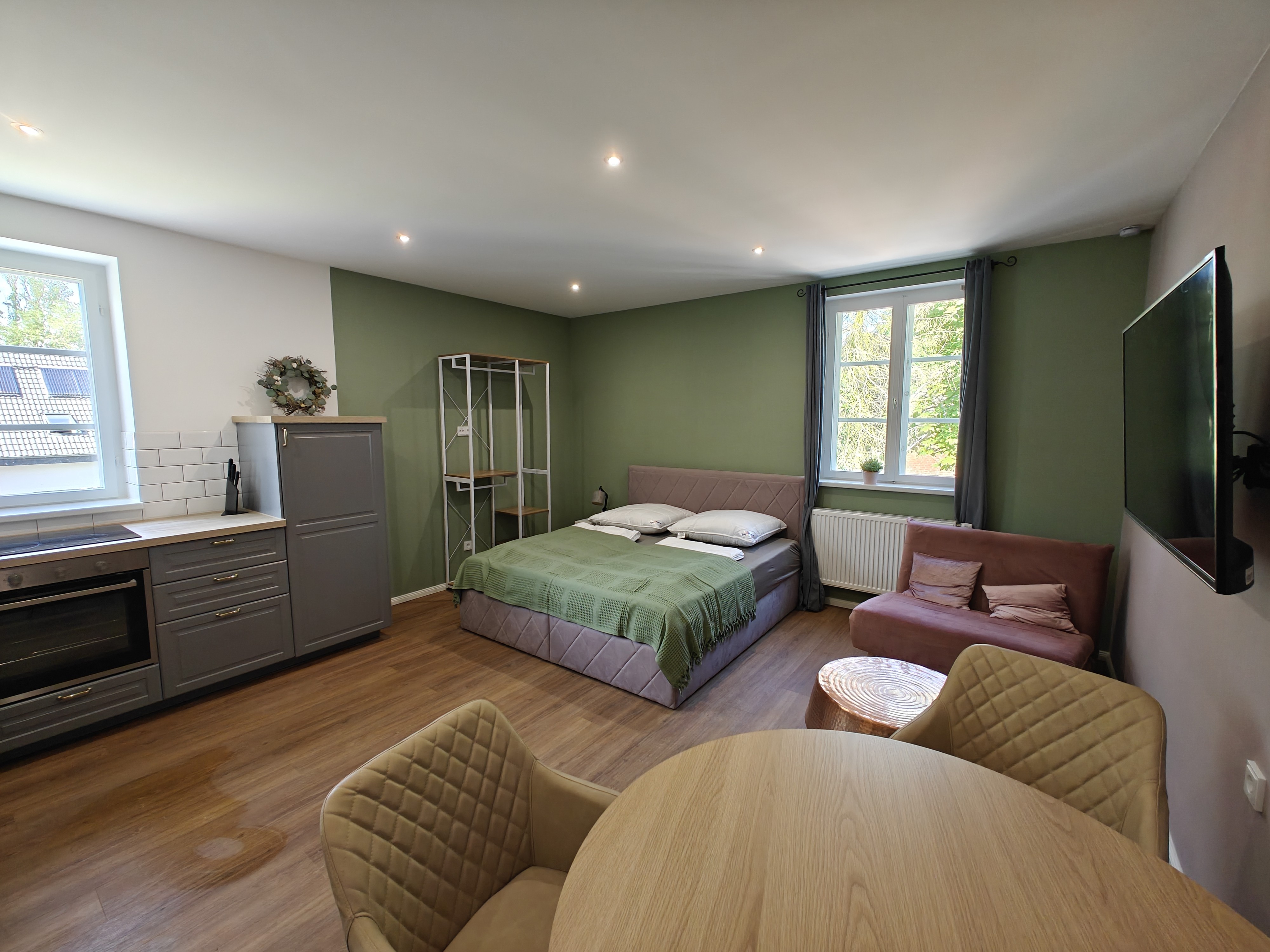 Landhaus Studio in Henriettenhof Mansion