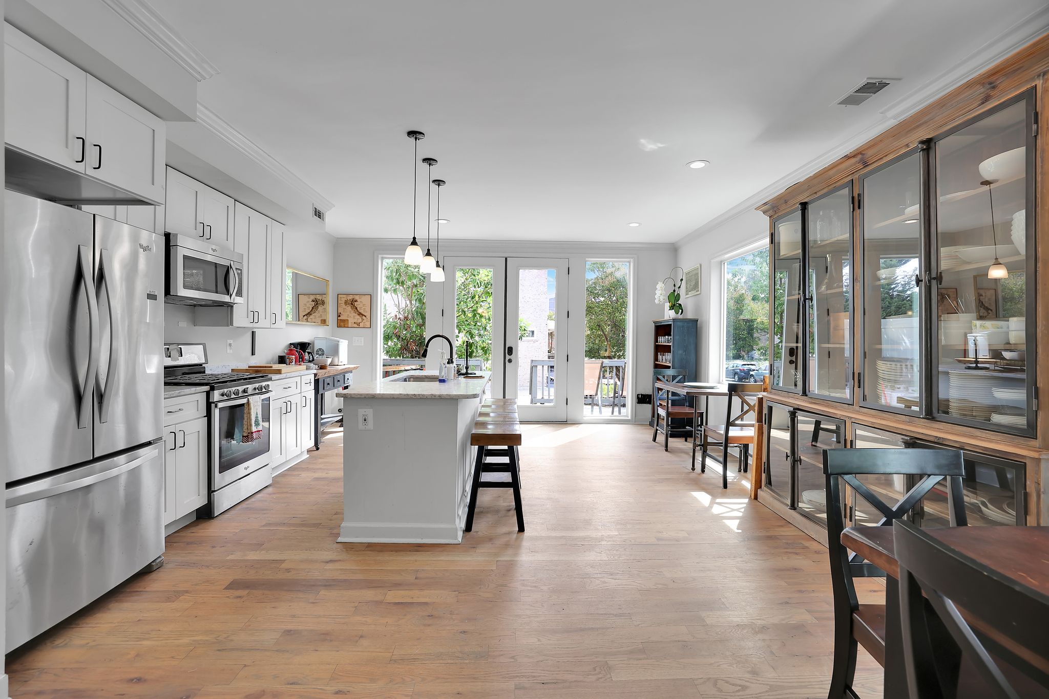 Luxury 3 Br Capitol Hill Home w/Parking in Capitol Hill, Lincoln Park, Washington Dc