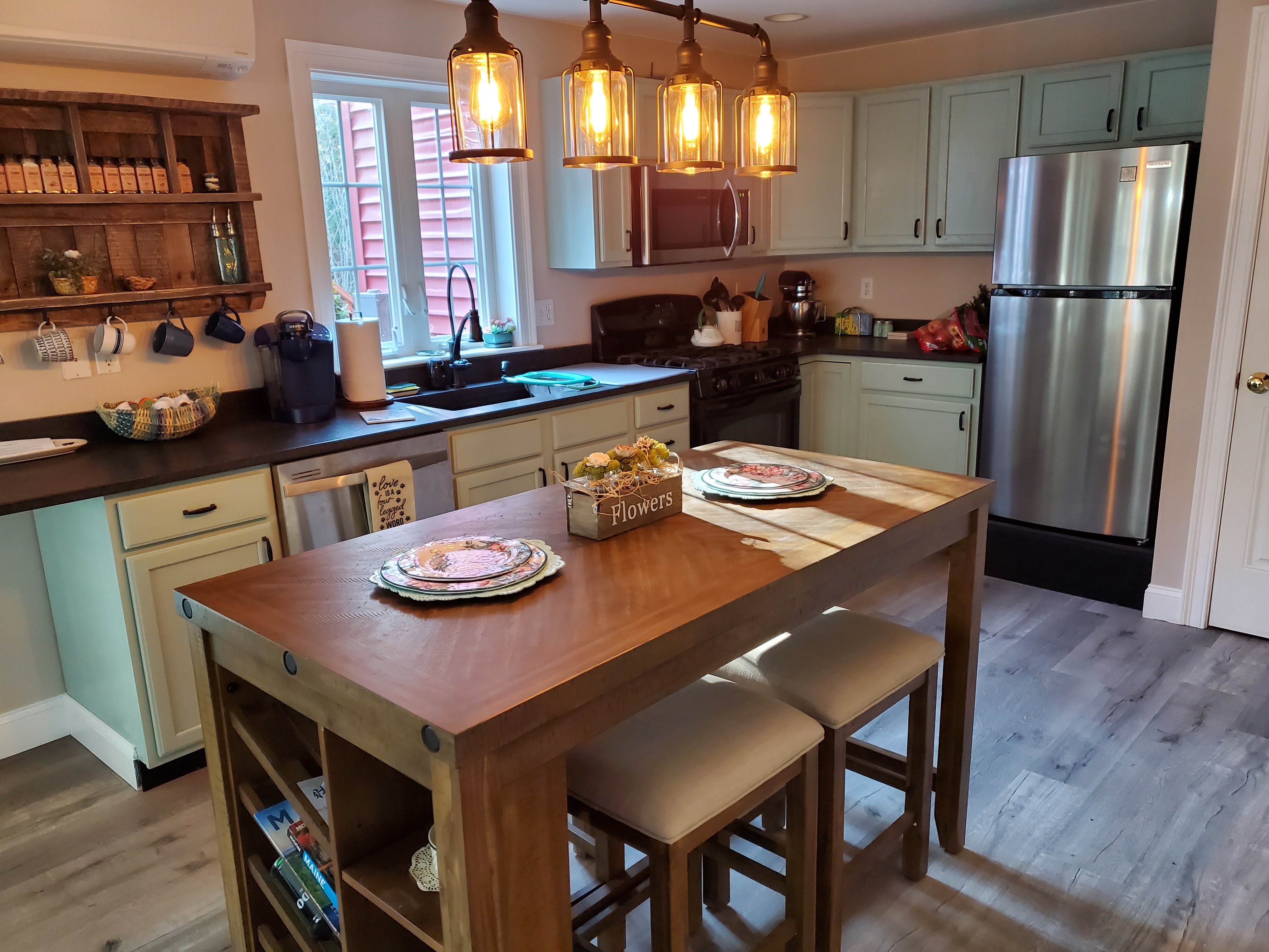 Moose Creek Lodge & Cabin - Guest suites for Rent in Scarborough, Maine,  United States - Airbnb