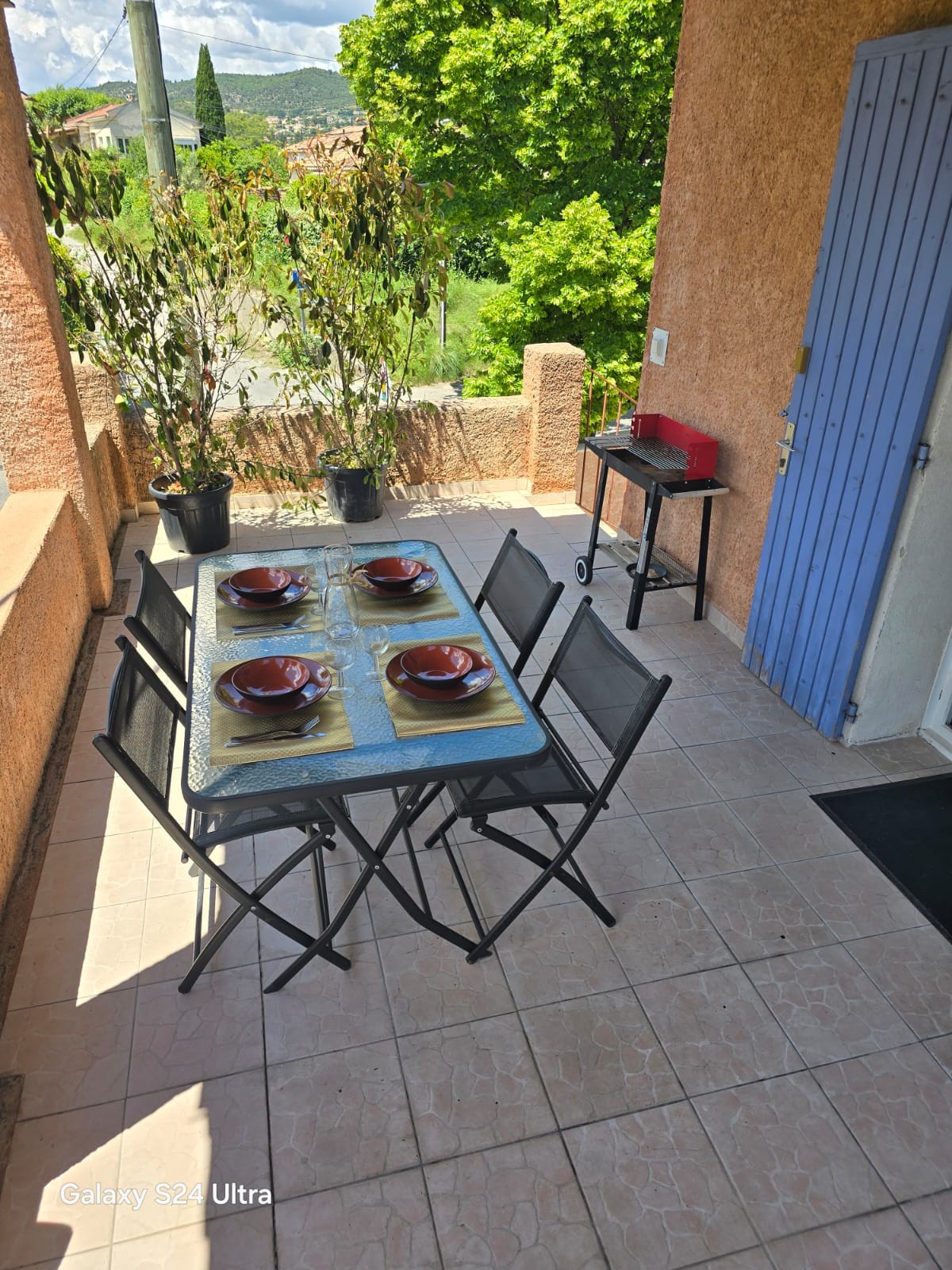 Top of villa, terrace Parking