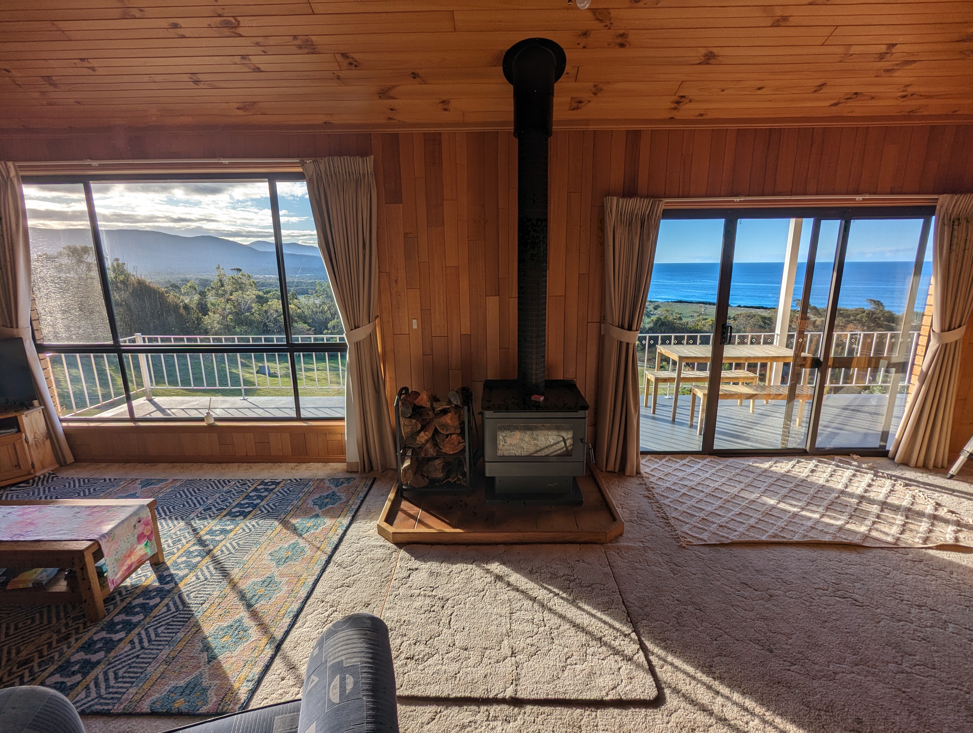 Ocean View Retreat- 2 bdrm apartment: Maclean Bay