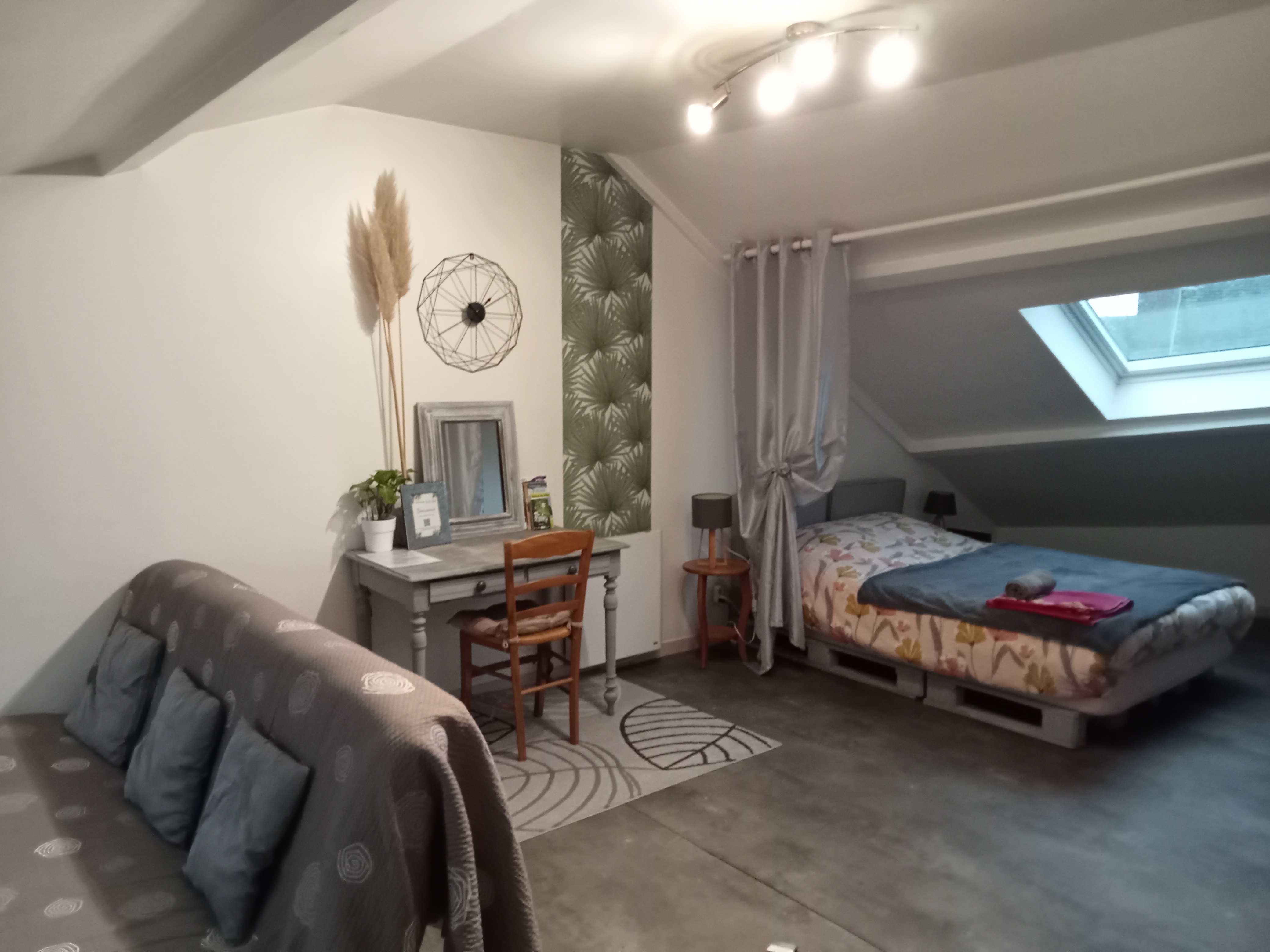 Grand studio hyper centre, Wifi, TV (4 pers)
