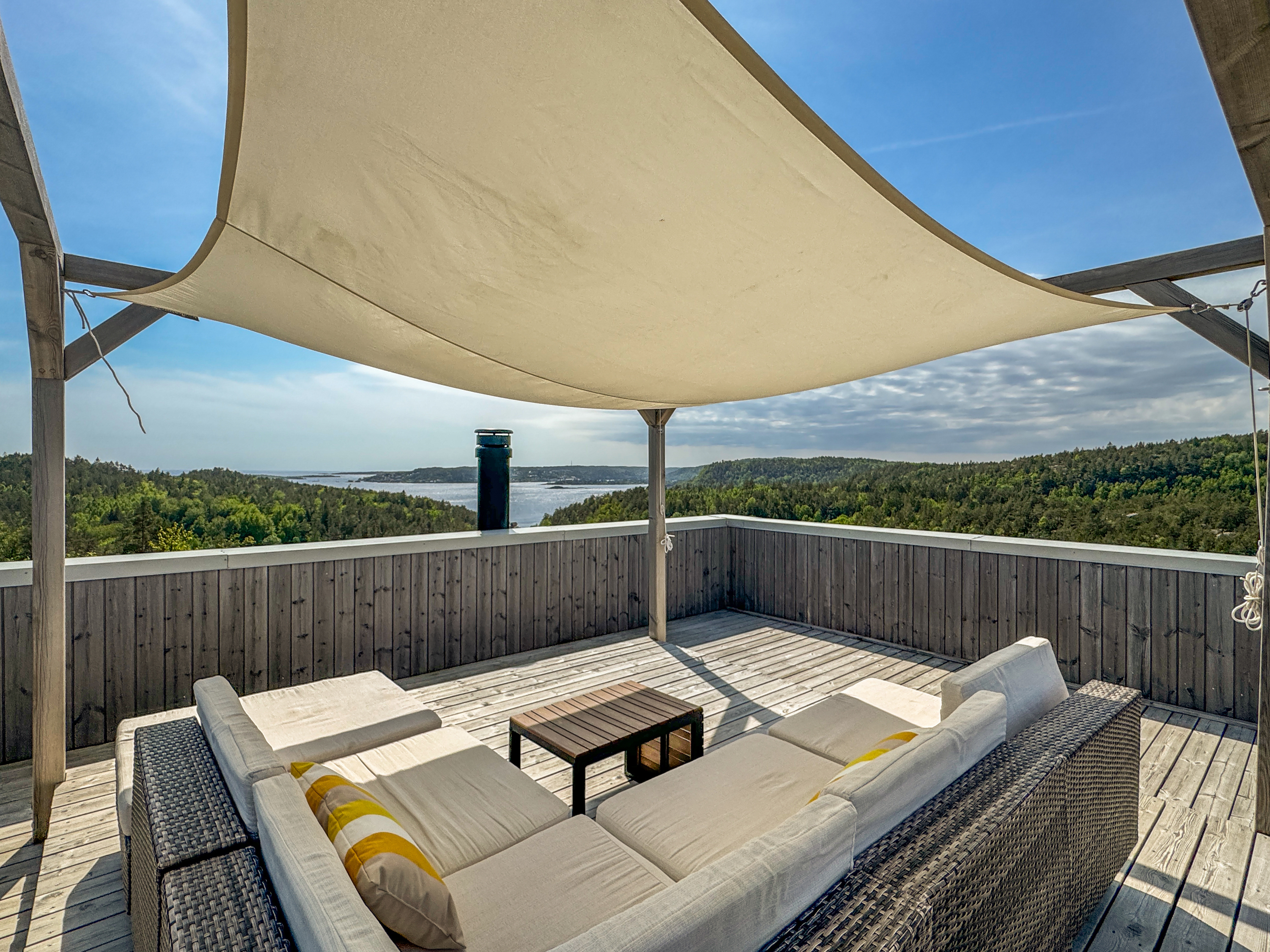 Modern and bright sea cabin with fantastic view