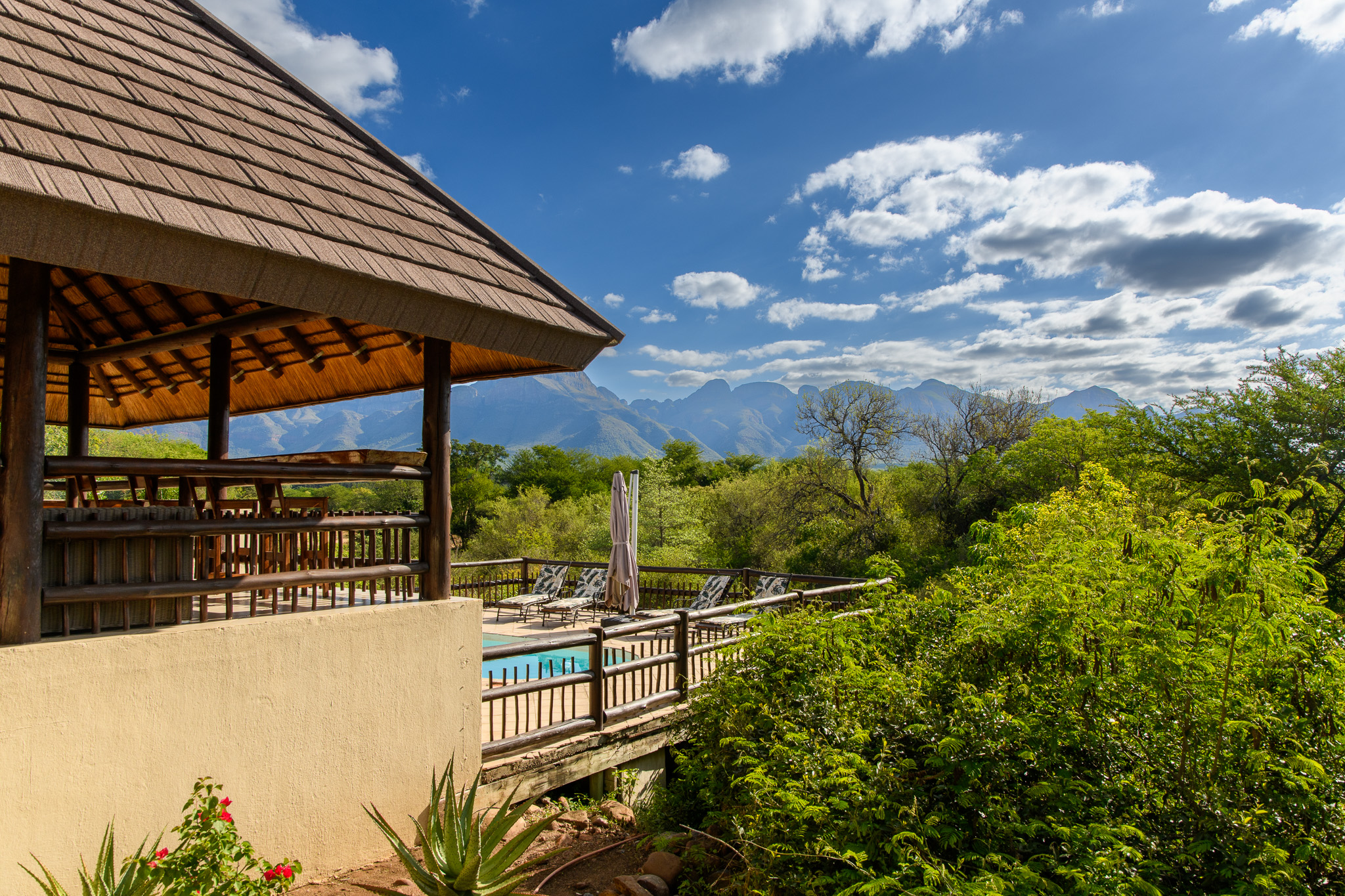BlydeHomes-Amazing mountain views! Solar powered!