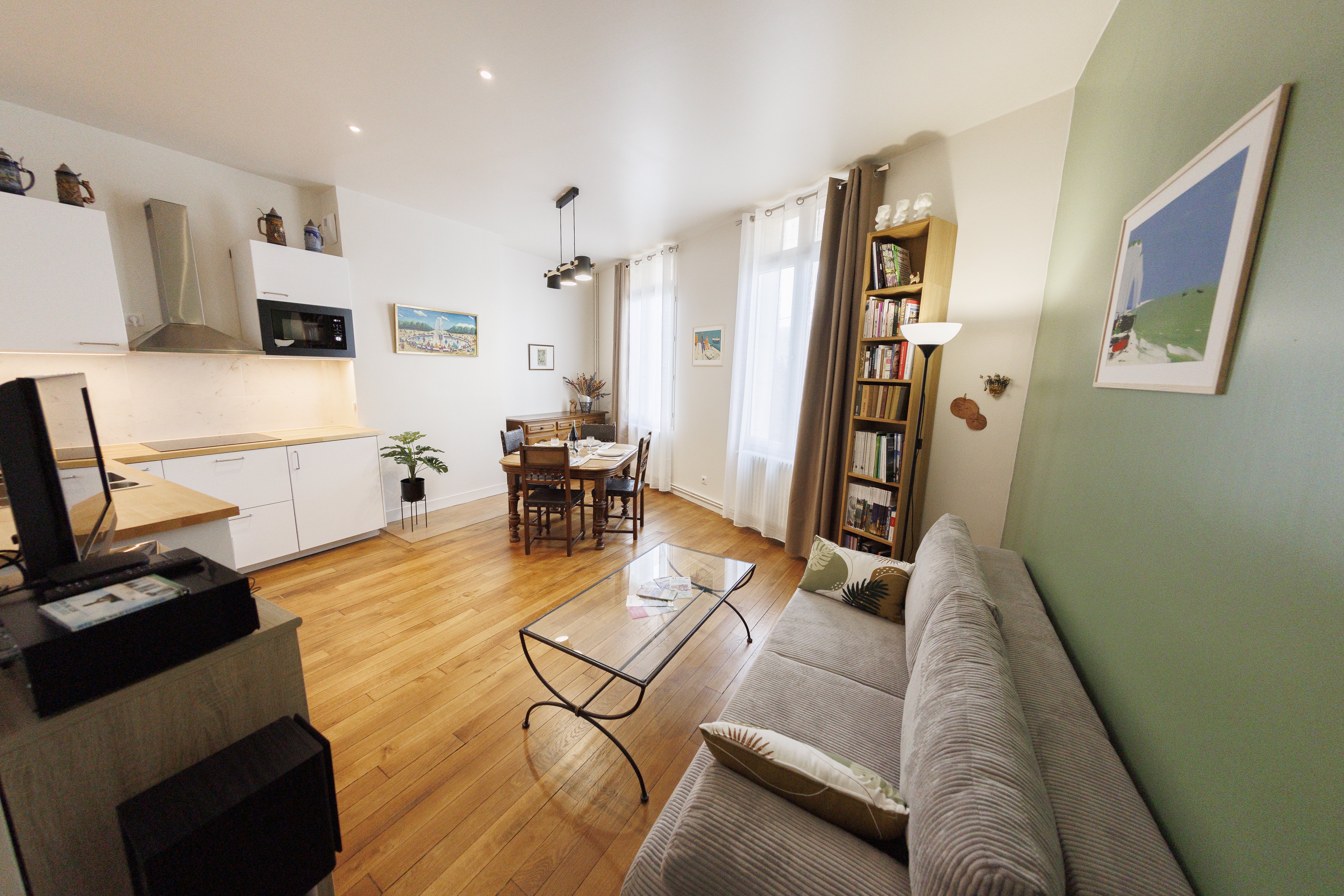 Charm and Comfort in the Heart of Compiegne