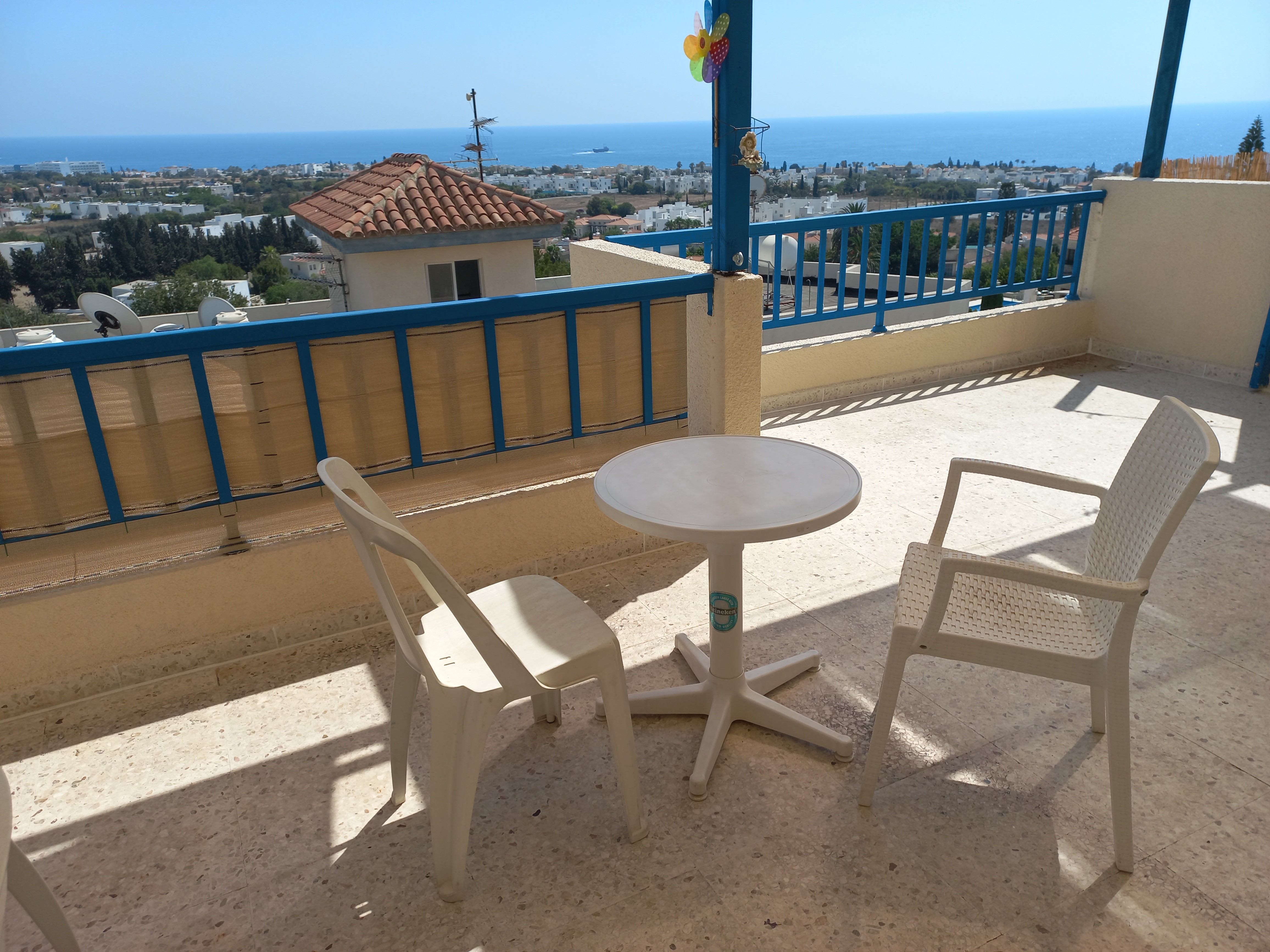 2-bed apartment with sea view terrace