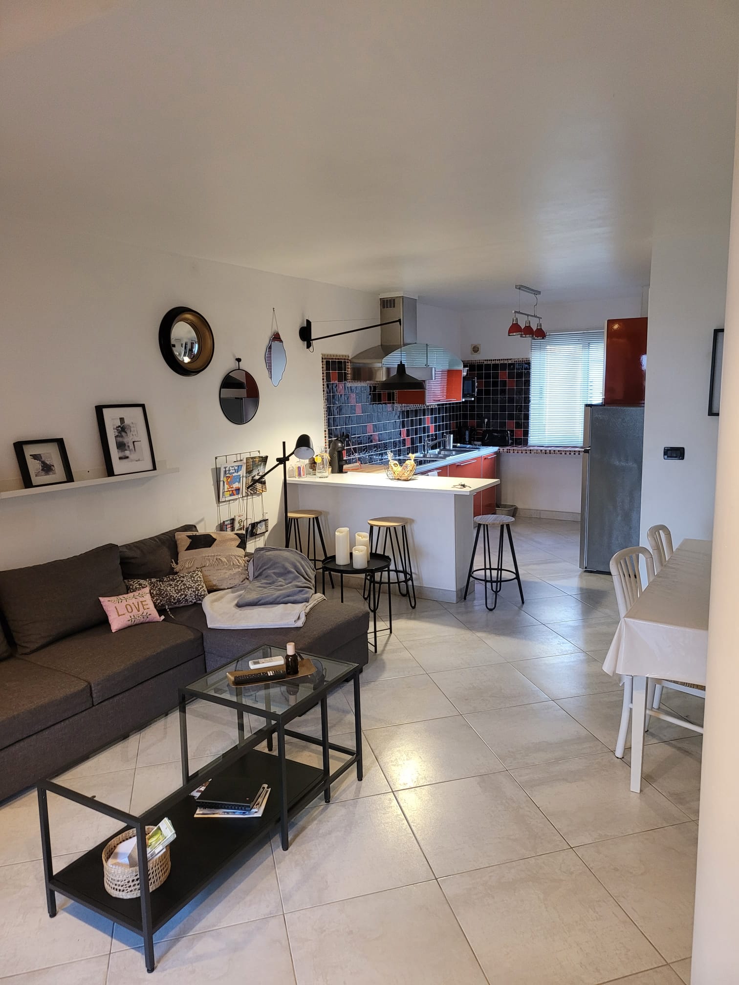 2 bedroom villa and garden, beach 300 m away