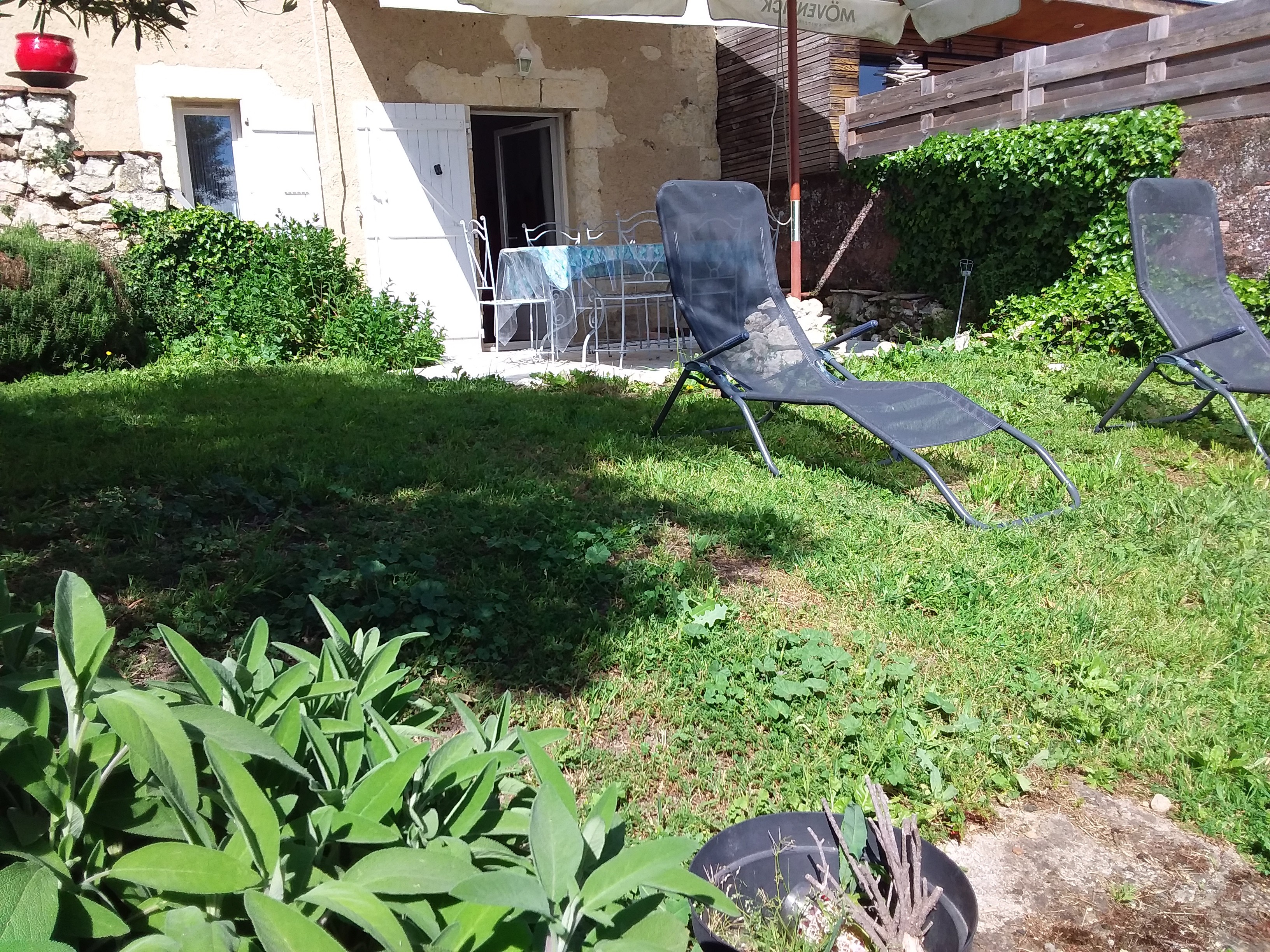 In the historic heart, terrace, garden, facing south