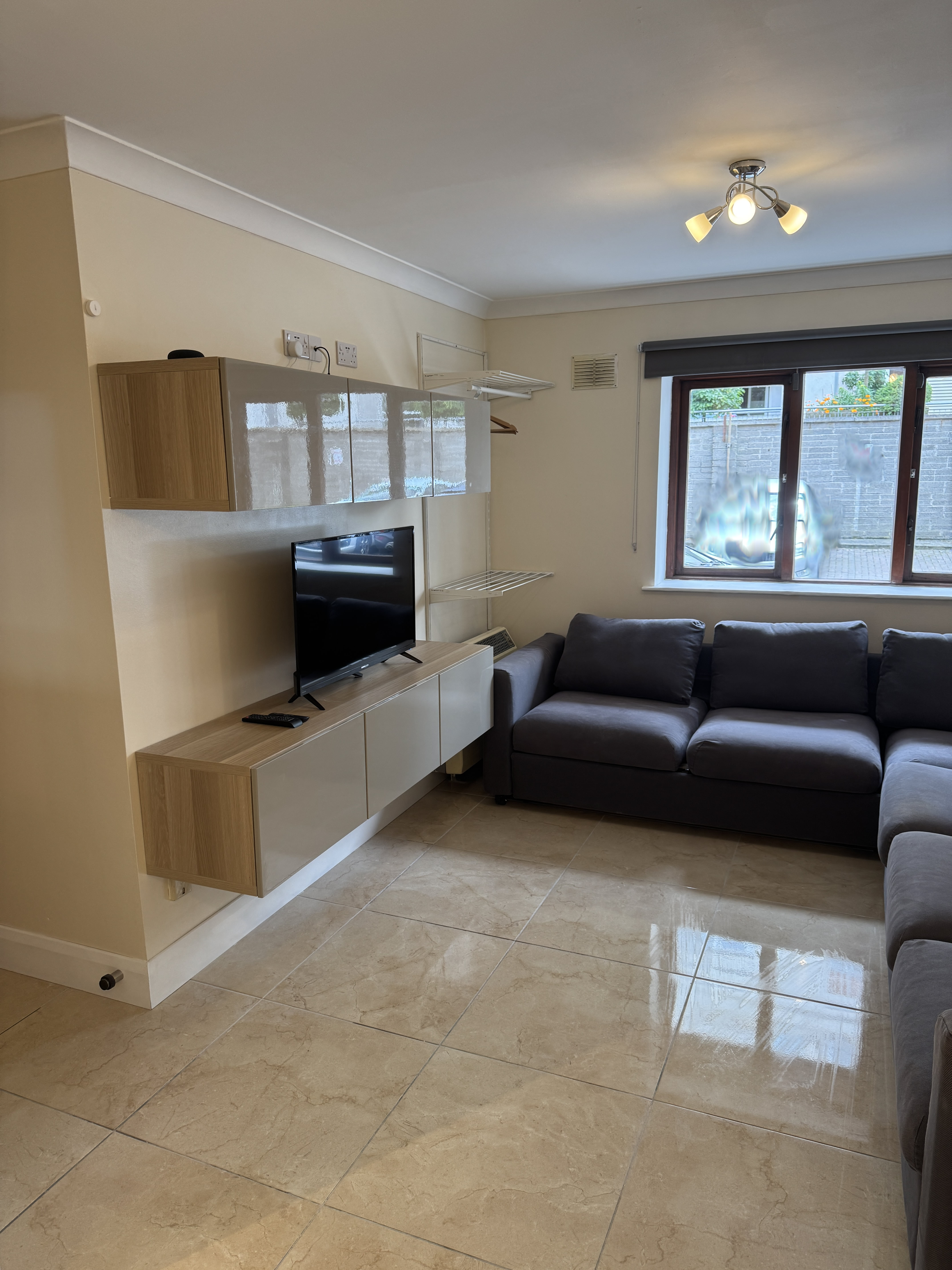 One bedroom apartment beside Guinness Brewery