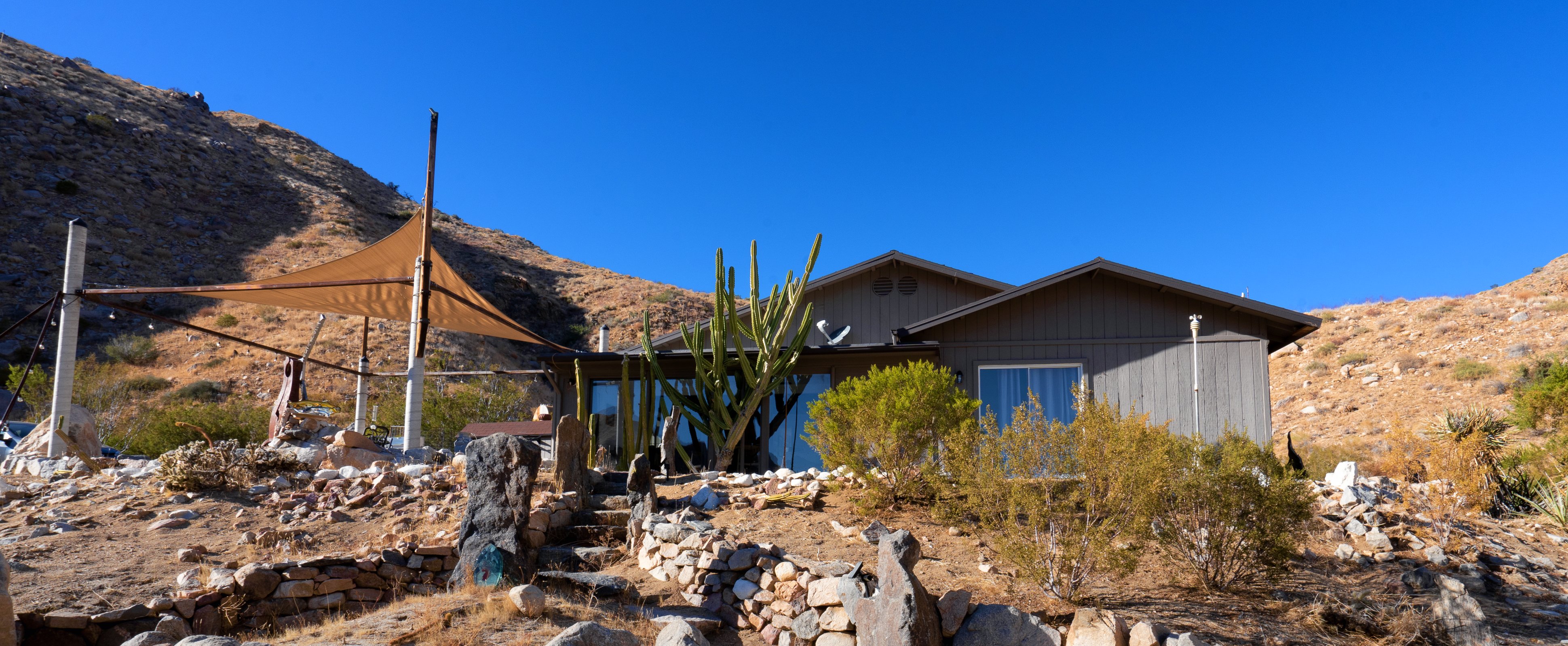 Hidden Passage Zeus • Get Cozy for 50% Off! - Cottages for Rent in