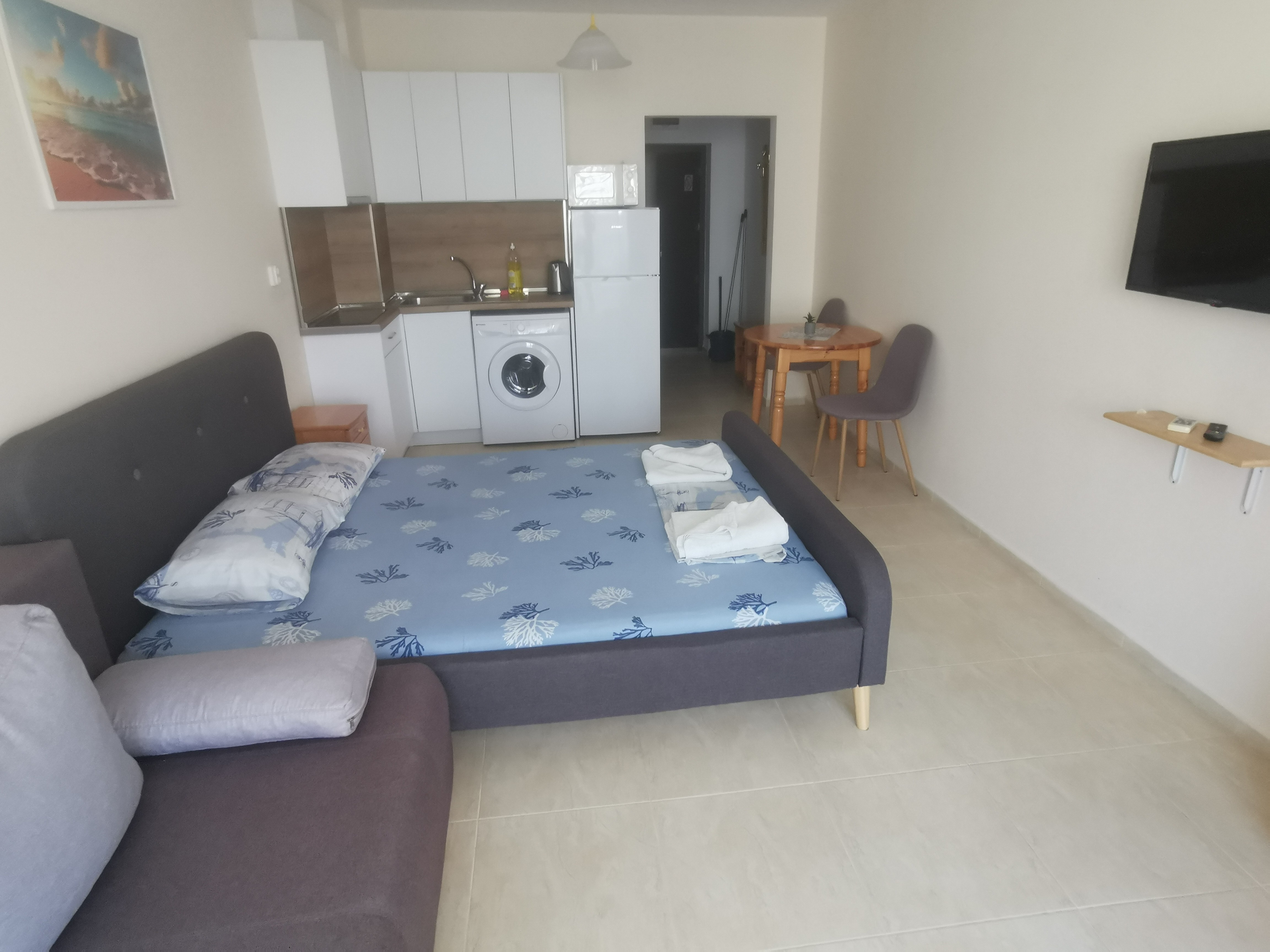 Studio Blue 49 Pomorie minute from the beach