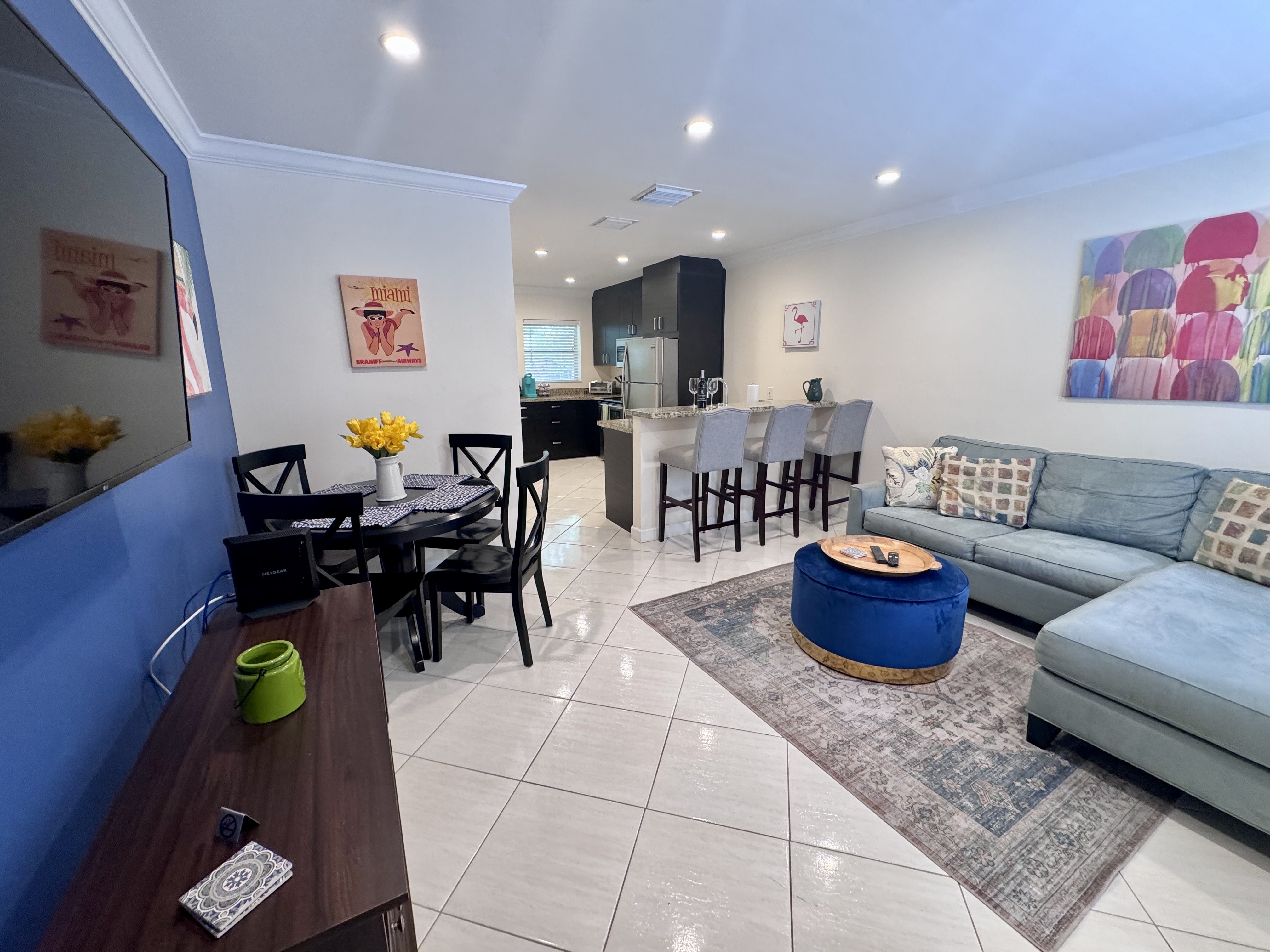 Seaside Escape | Stroll to Beach & Top Restaurants in Deerfield Beach, Broward County