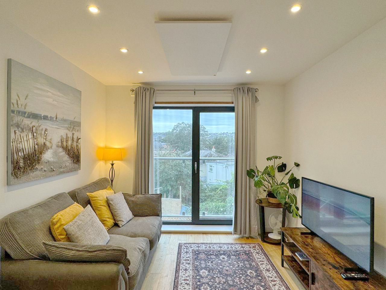 Pristine Modern Apartment in Prime Truro Location
