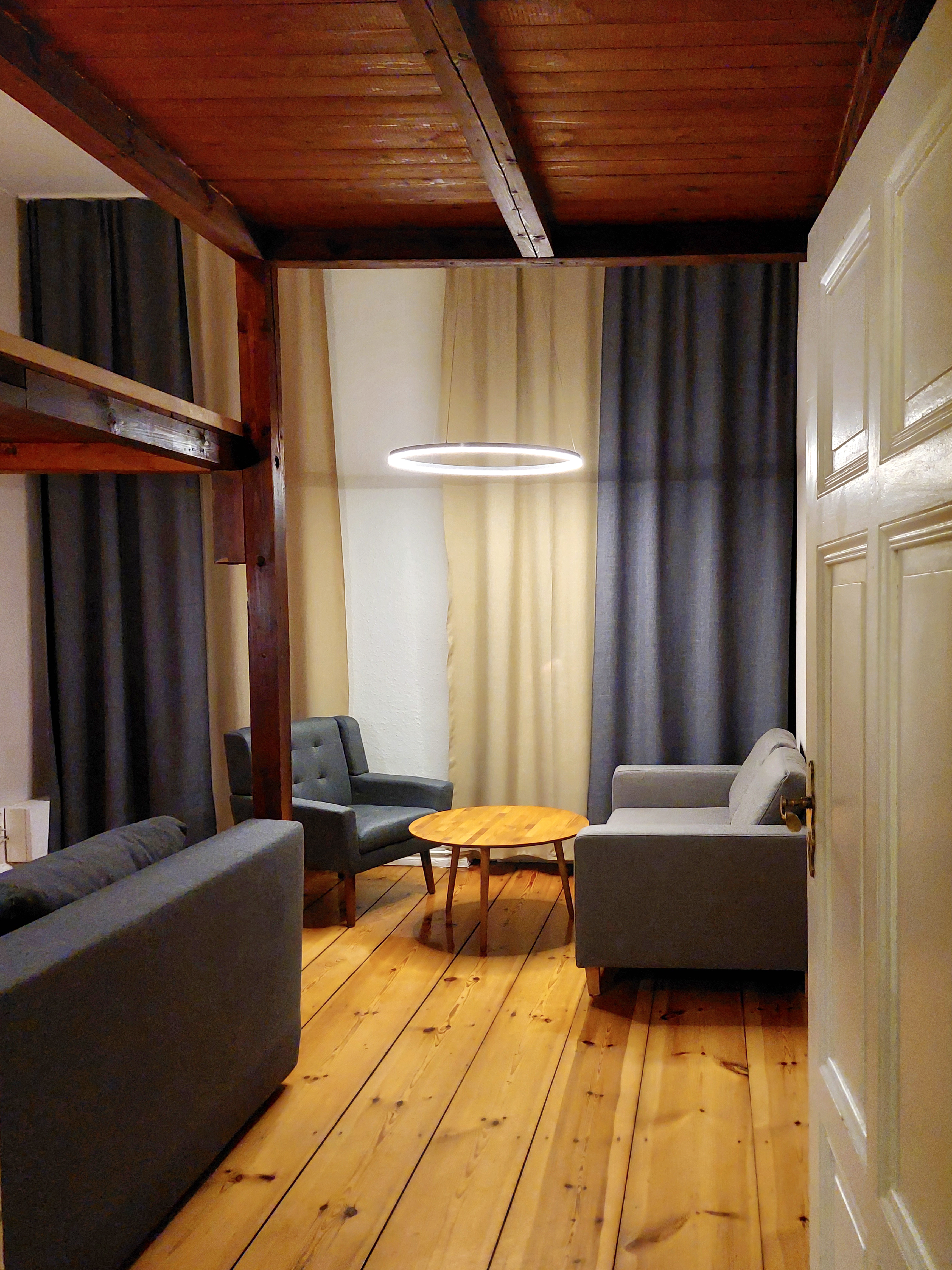 Quiet vacation apartment in Kreuzberg