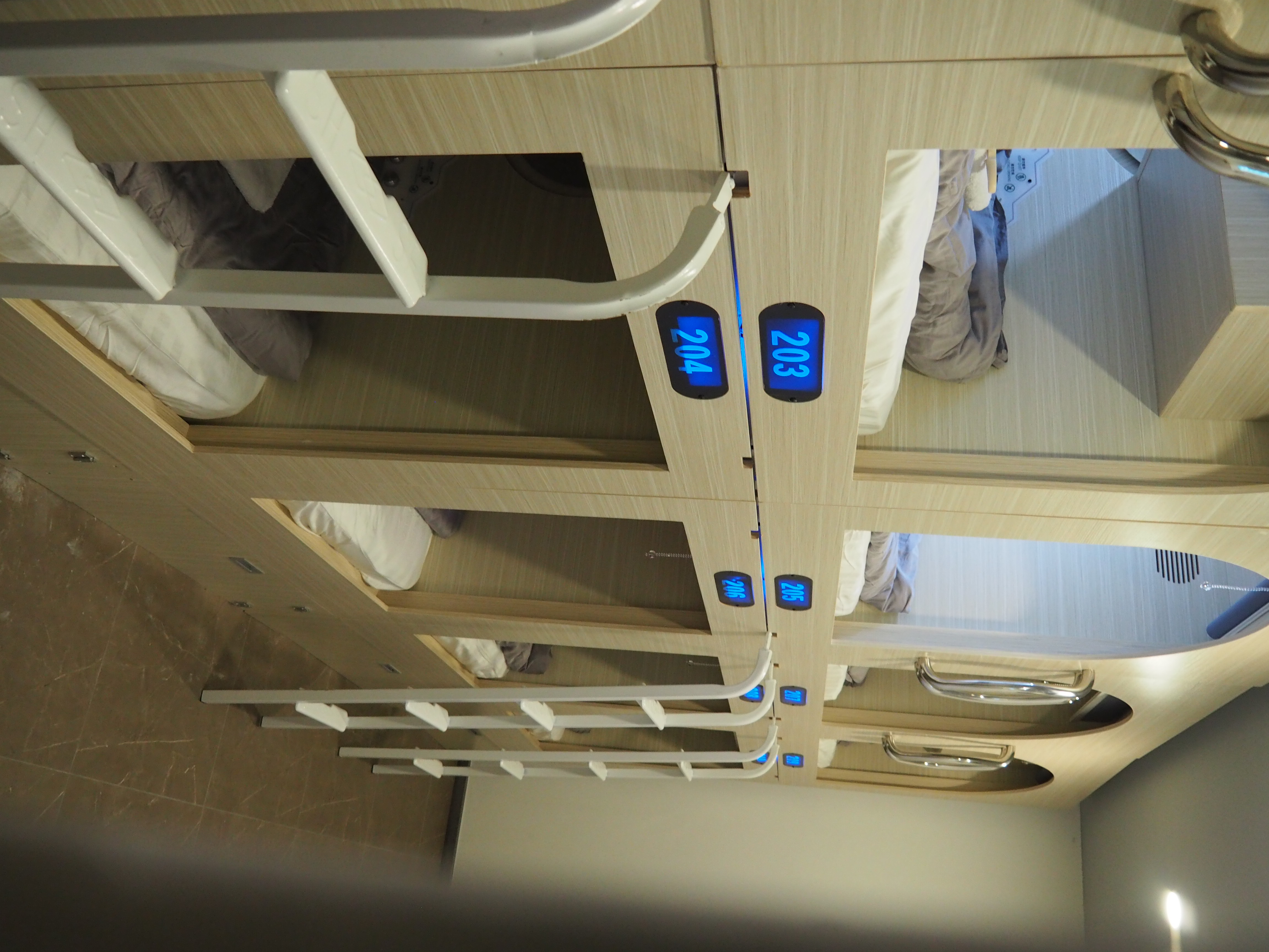 Family room for 10 Bedded @ Coller Chinatown