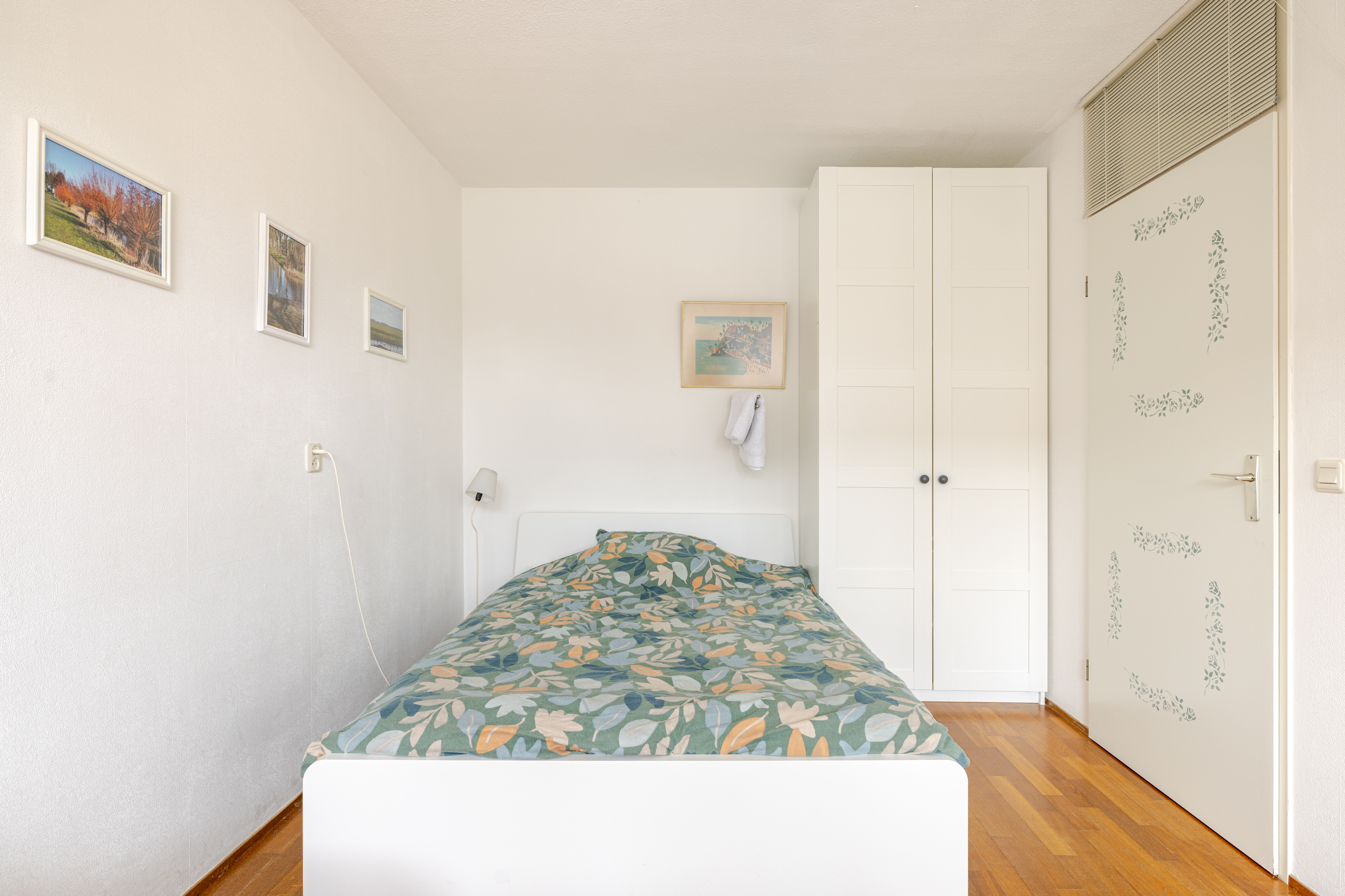 Nice quiet room for one person only