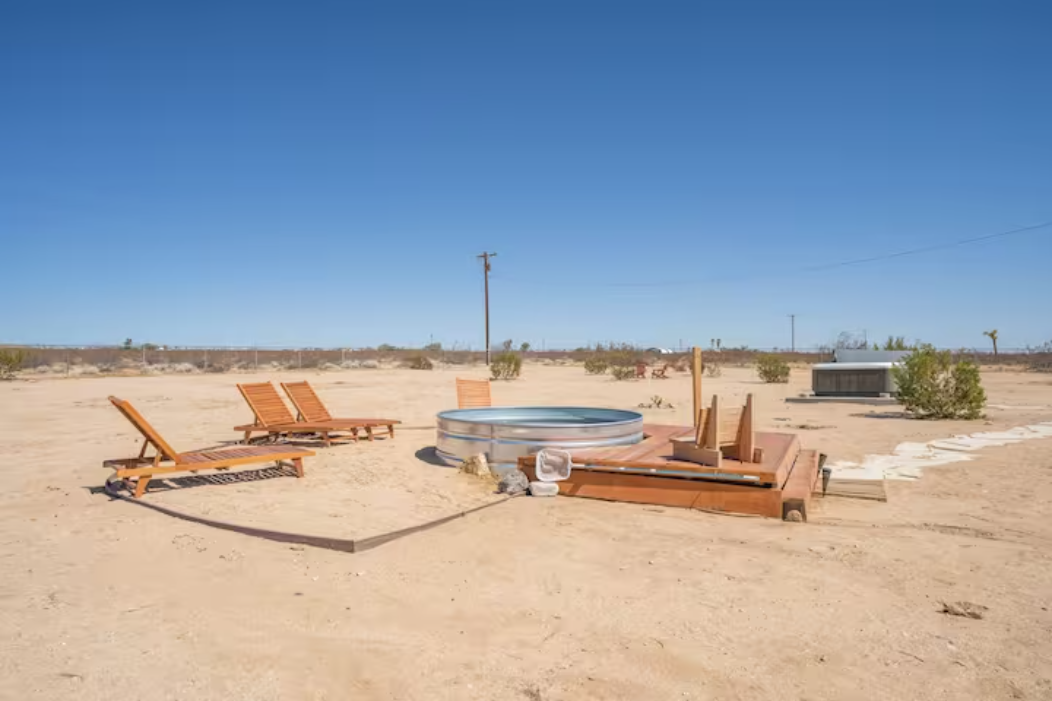 ぴの APPI NATURAL RETREATS Huttopia Paradise Springs Review: A Glamping Oasis in SoCal